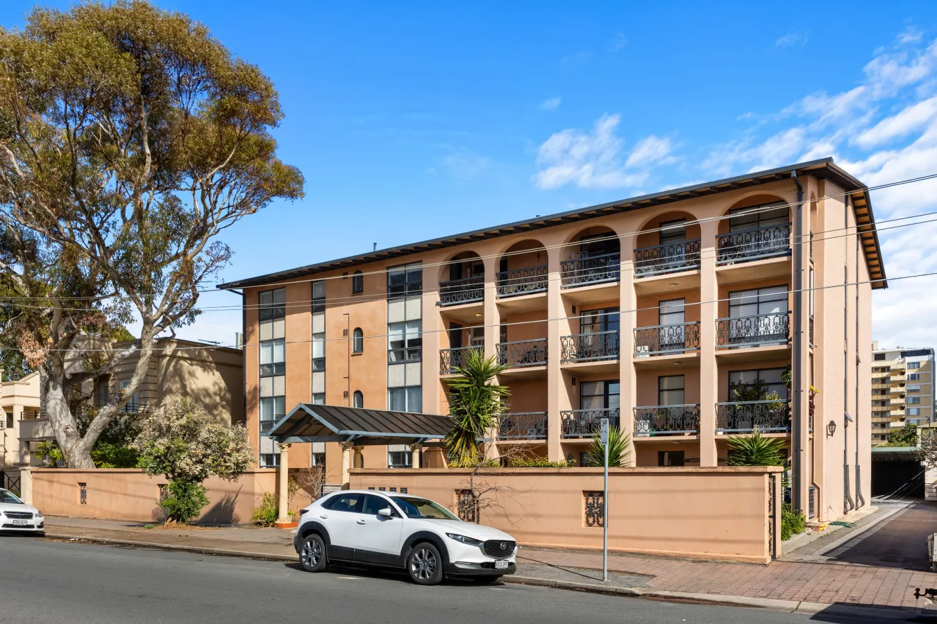 Ivy's at Glenelg Central—A Cosy Family Stay 6
