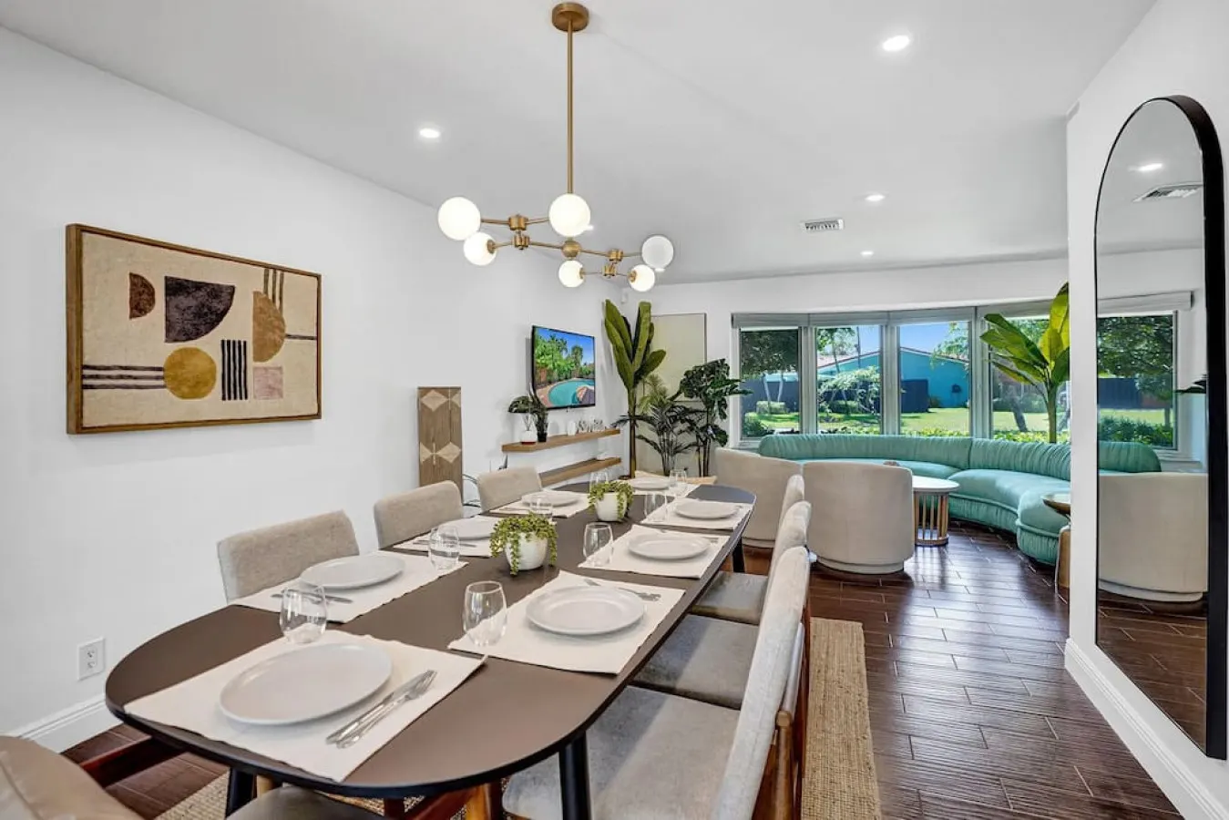 Family Beach Home. Pool & BBQ 3