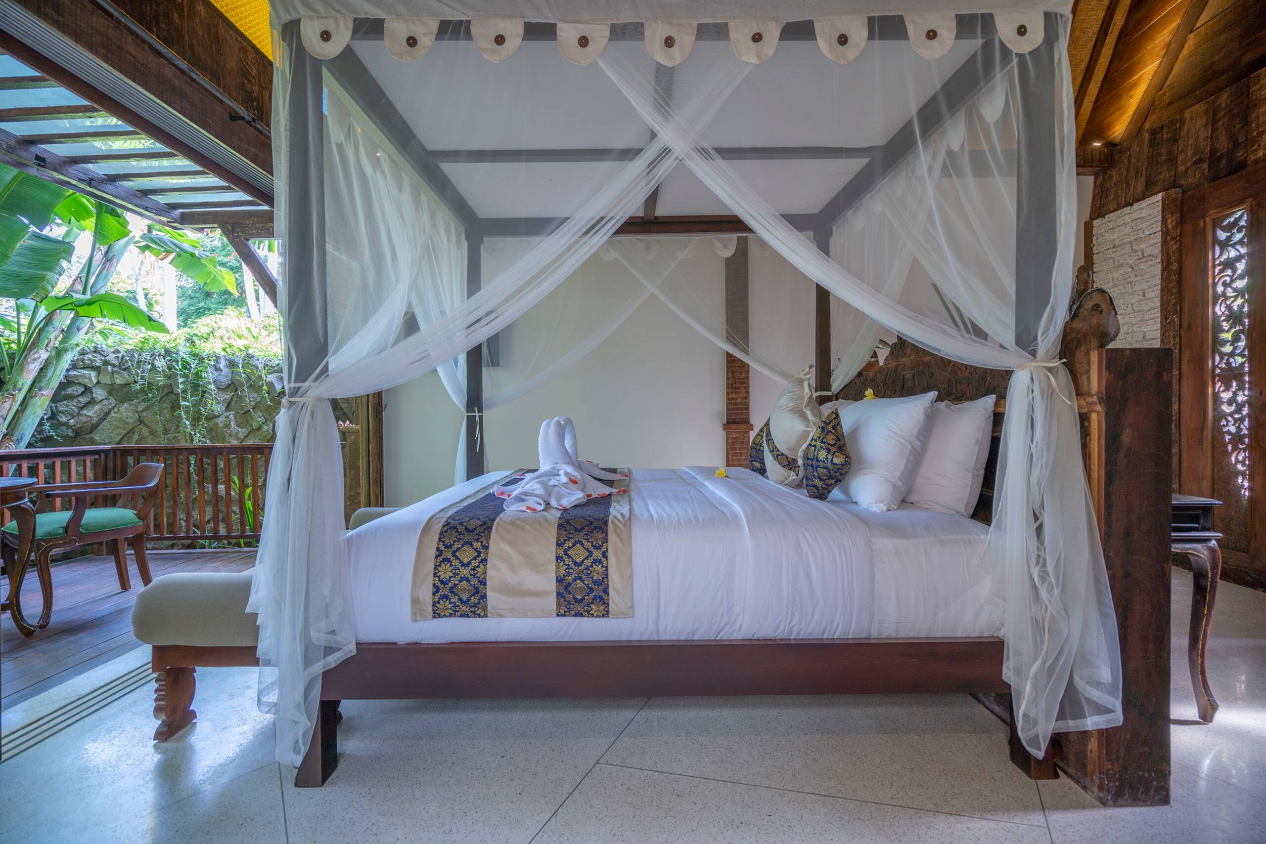 Menzel Ubud One Bedroom Ethnic Villa With Balcony 11