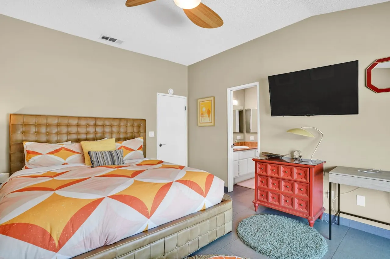 Luna Vista: Palm Springs, CA 20