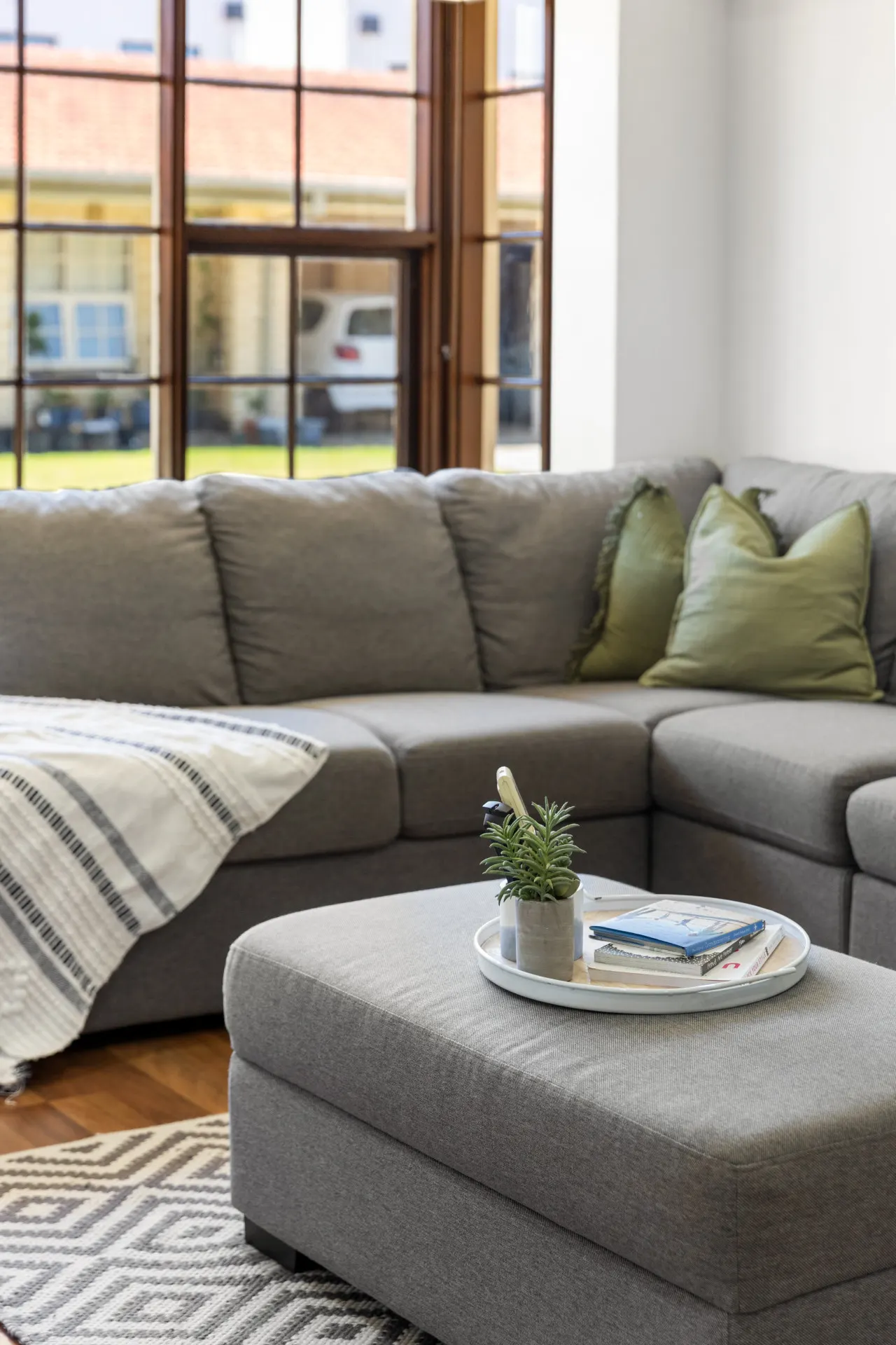 Tranquil Suite—Modern Comfort between CBD & Beach 7