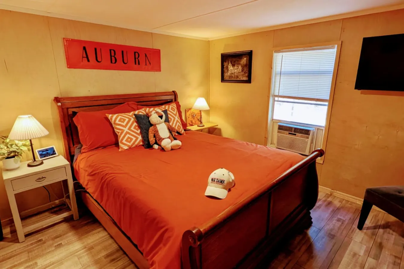 NEW! TigerRanch Two Homes, 20 Acres, Sleeps 14 3