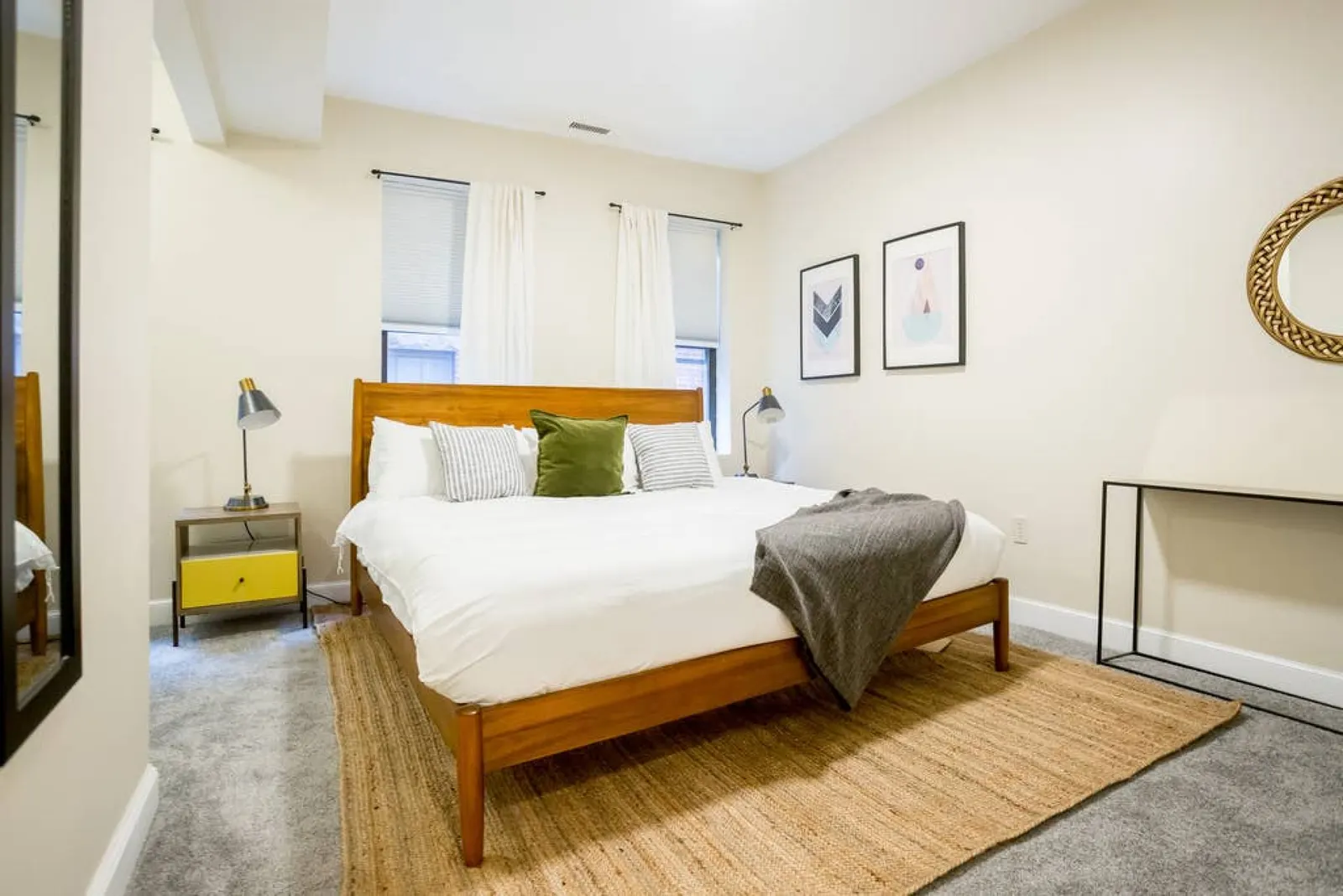 Perfect North End Apt - 2BR 2BA w/ Laundry! 10