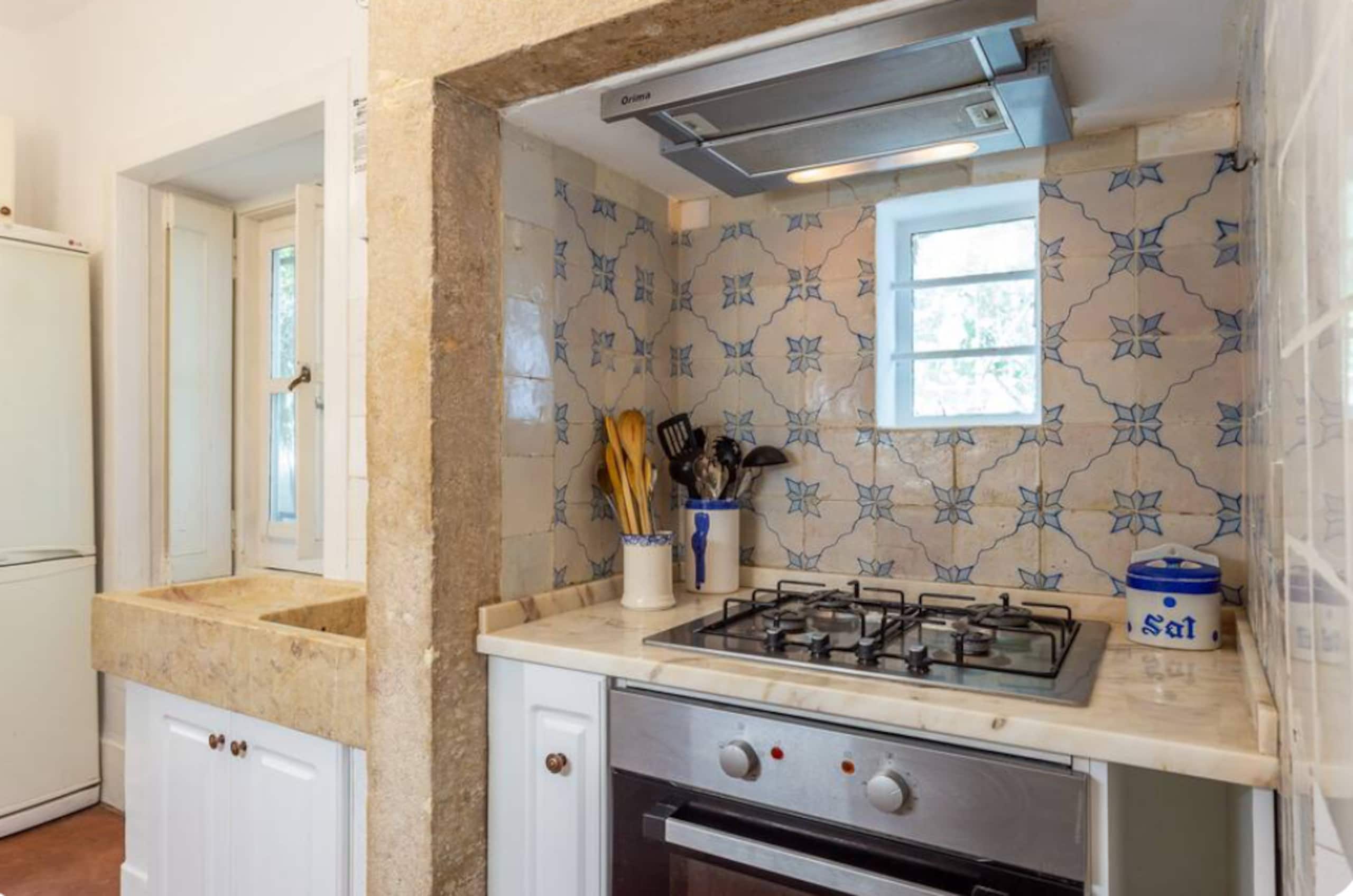 Casa da Paderna: Romantic Chalet in Old Sintra 19