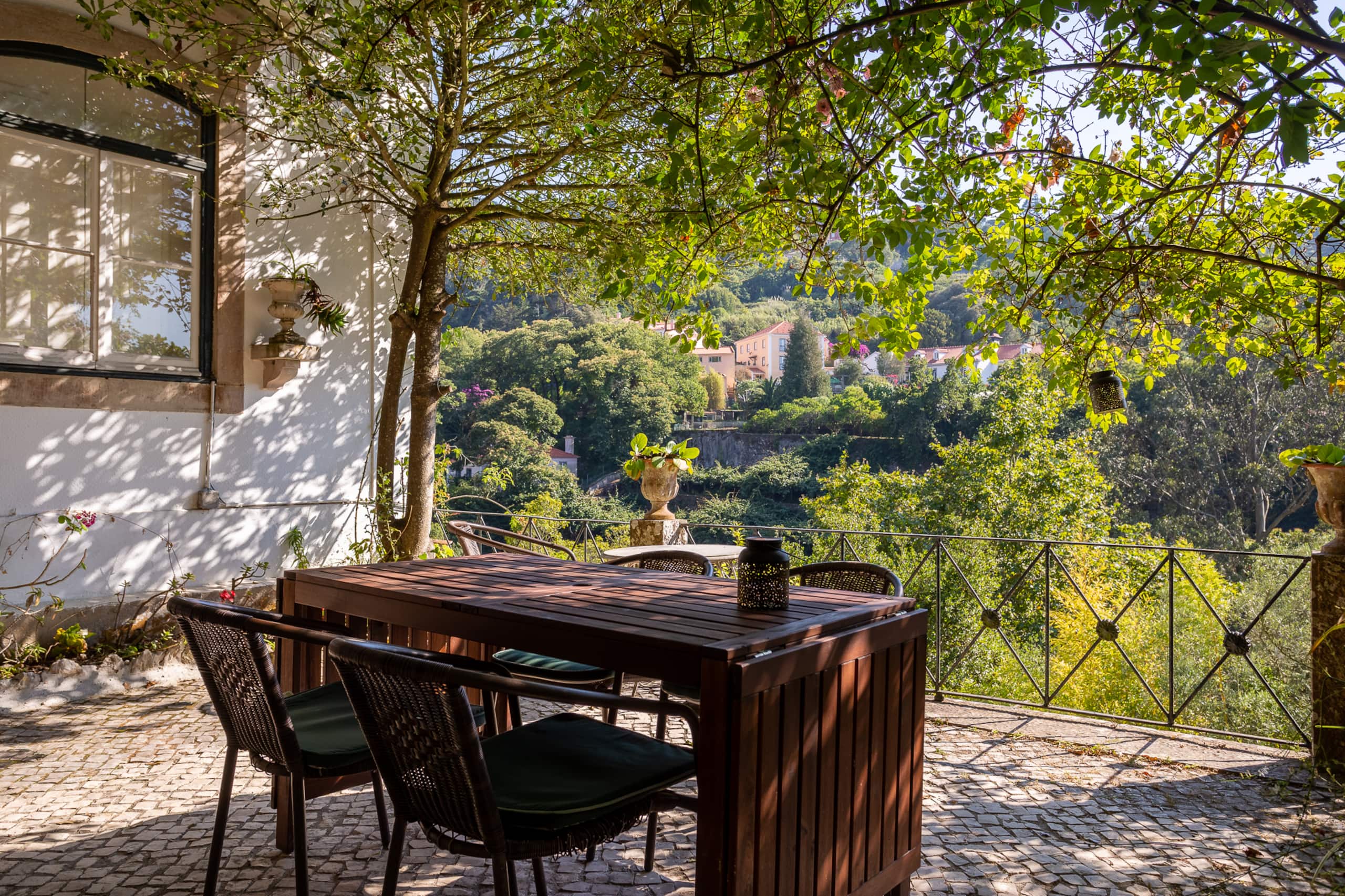 Casa da Paderna: Romantic Chalet in Old Sintra — photo 4