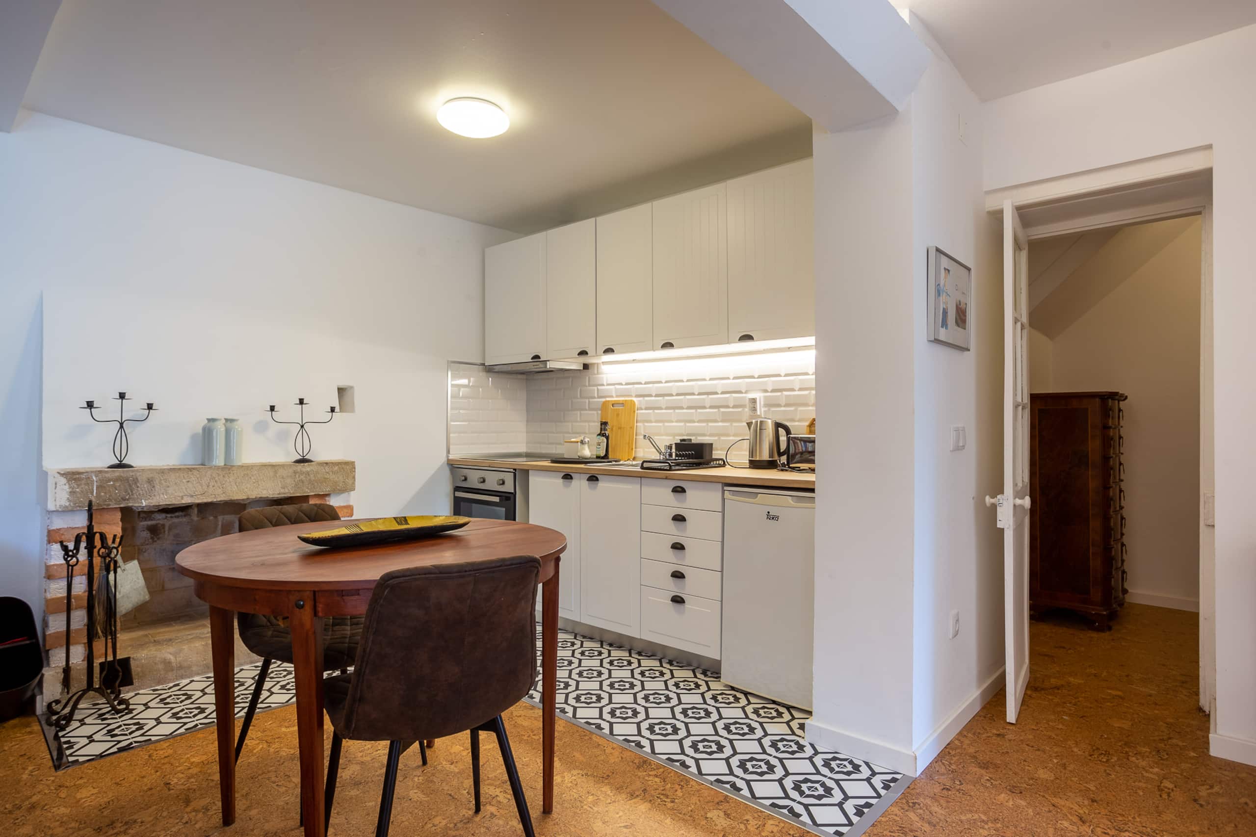 Casa da Paderna: Romantic Chalet in Old Sintra 26