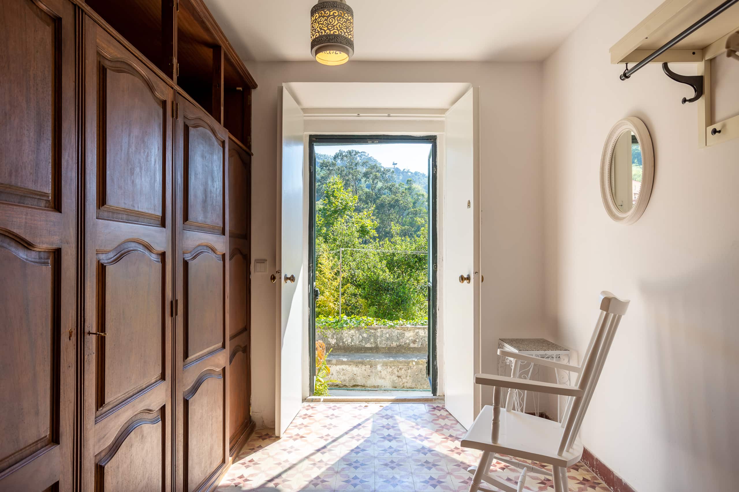 Casa da Paderna: Romantic Chalet in Old Sintra 16