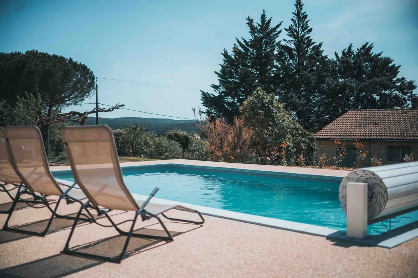 Villa avec piscine, terrain de pétanque et baby-foot 6