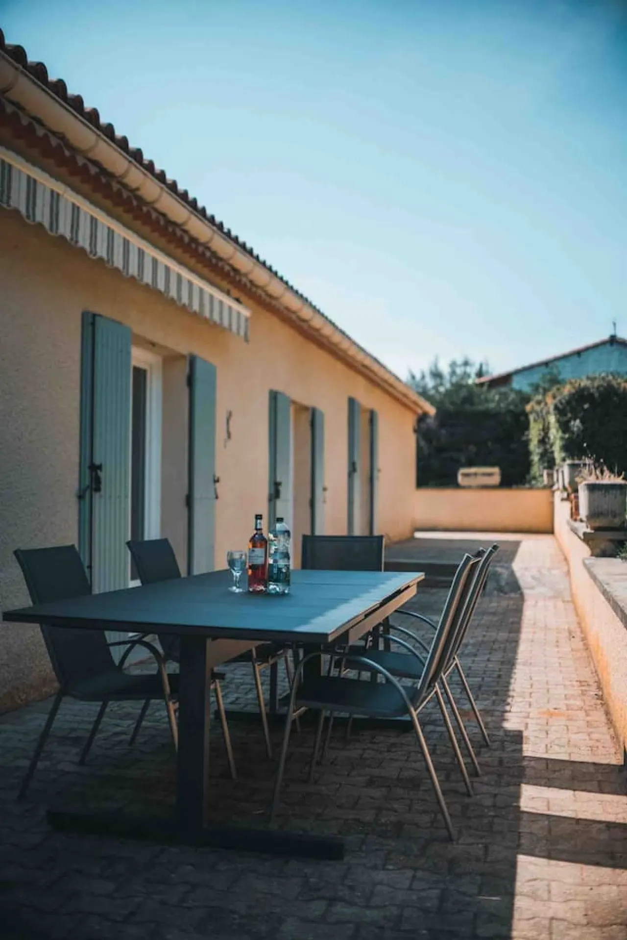 Villa avec piscine, terrain de pétanque et baby-foot 7