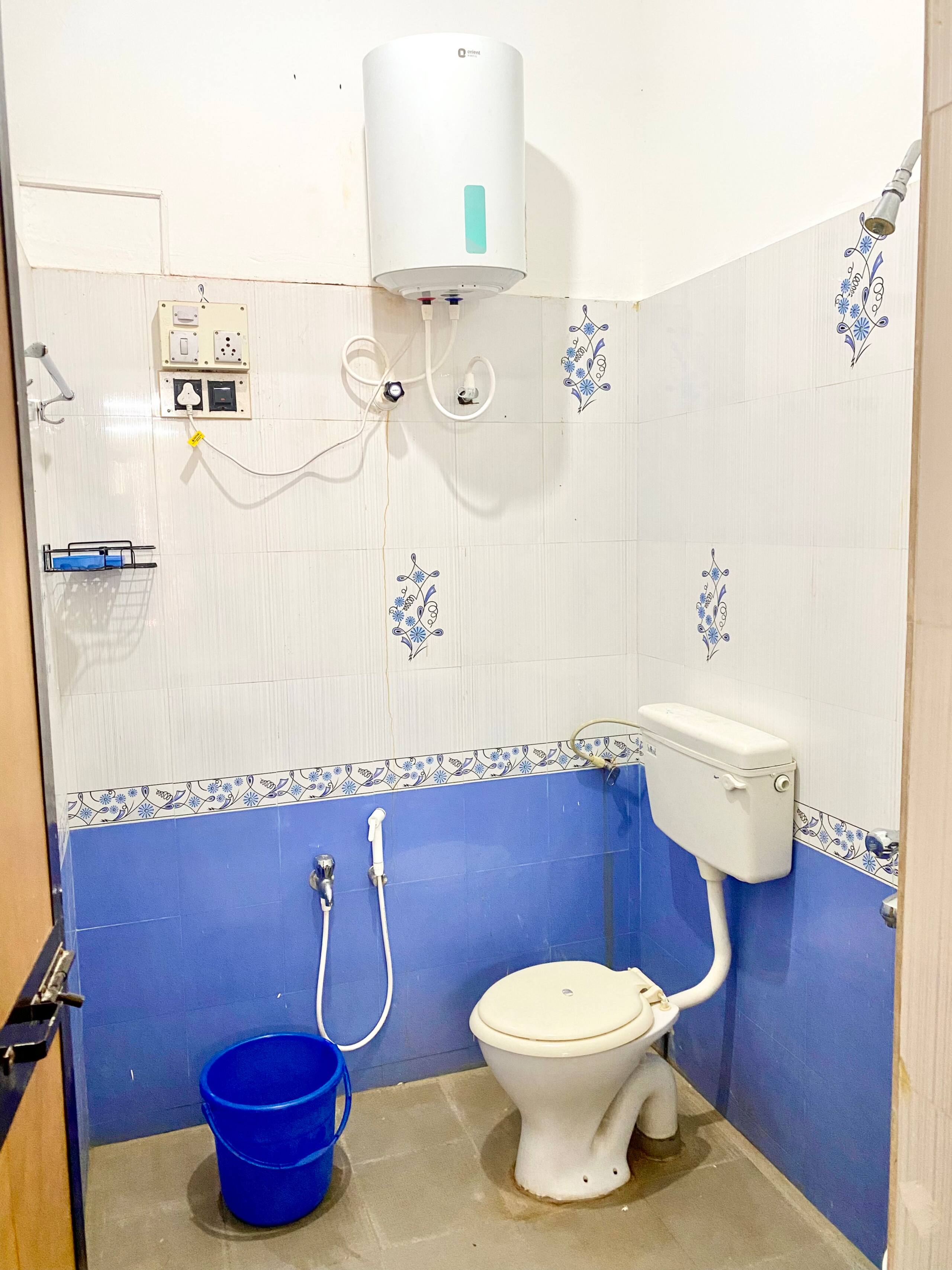 Aloha Gokarna-Entire 2BHK AC Villa home & kitchen 16