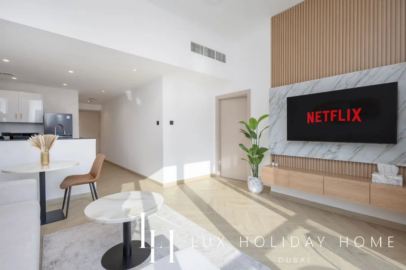 LUX The Marina View Suite 3 7