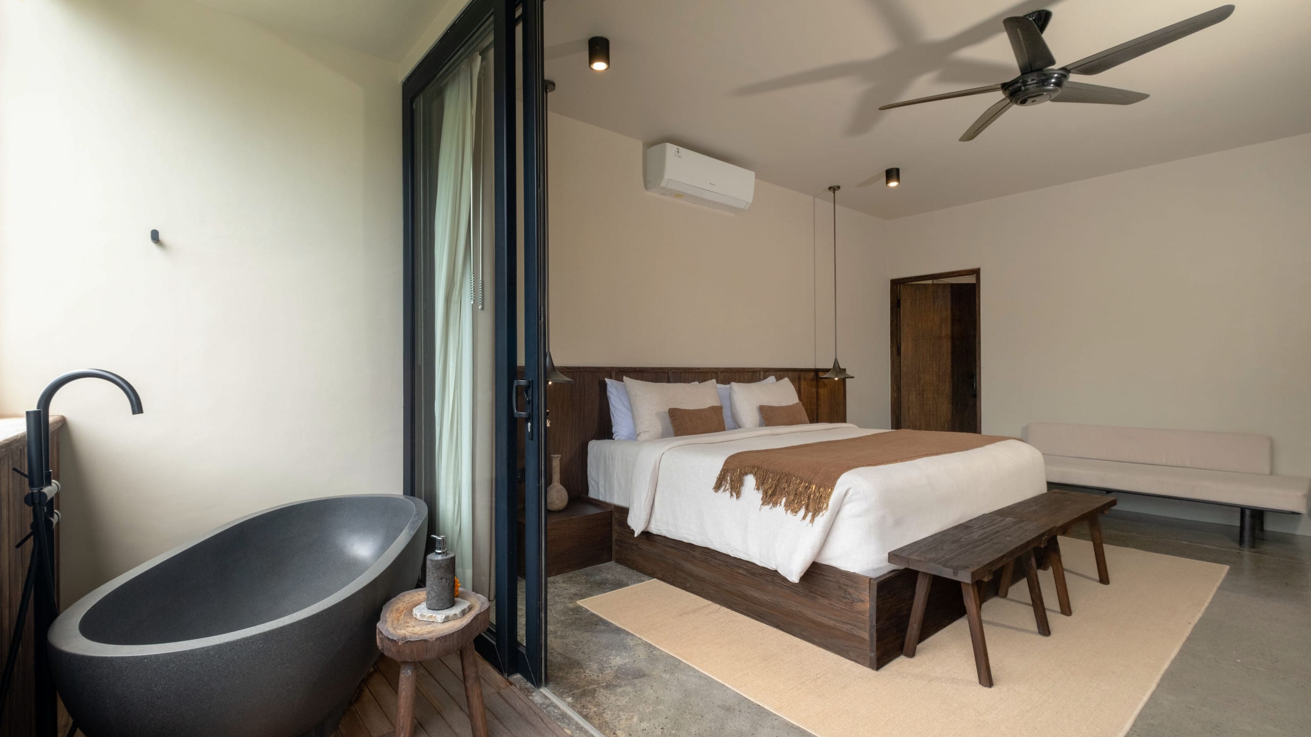 LUXE Villa • Breakfast • Private Sauna&Yoga Shala 20