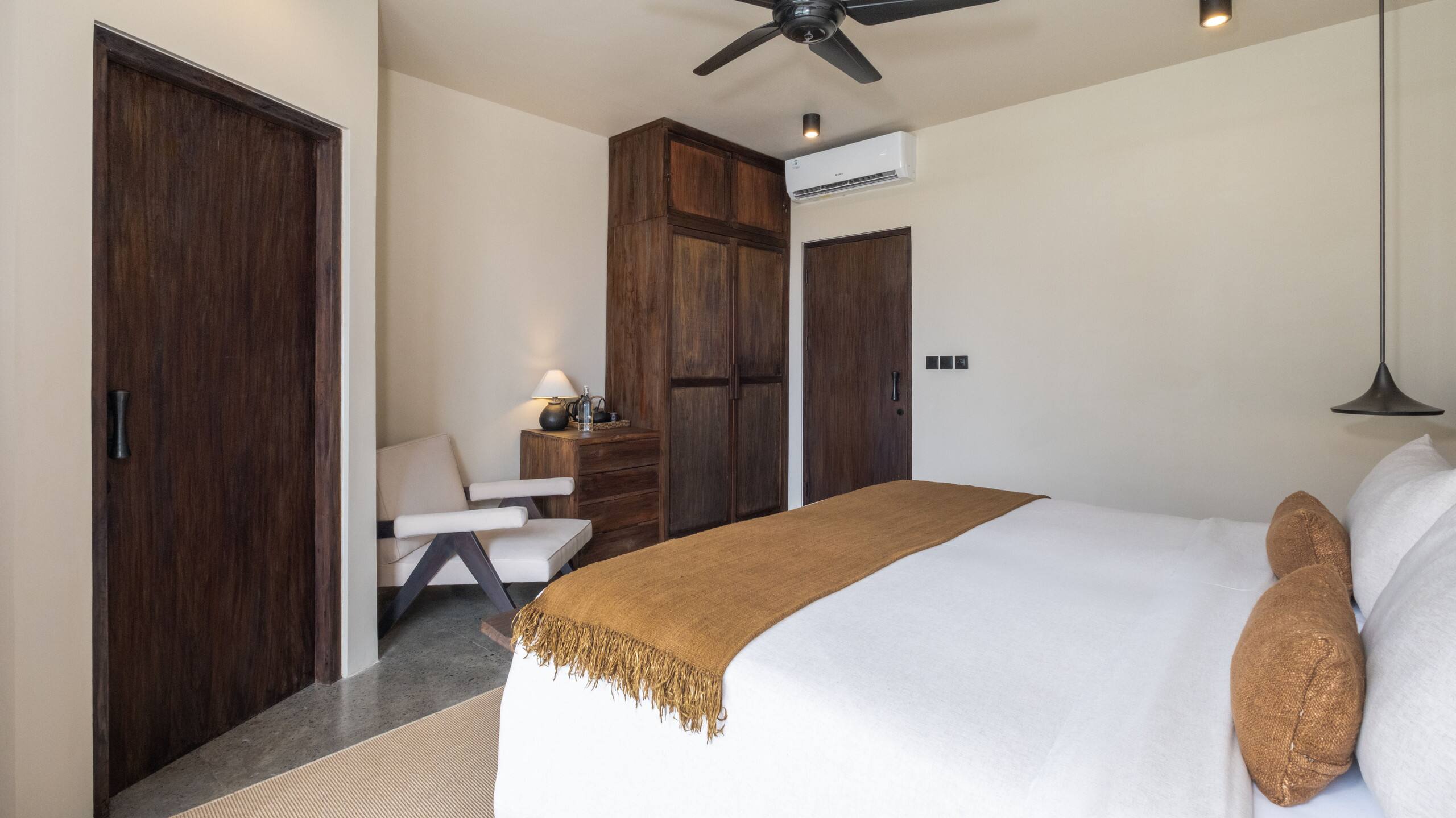 LUXE Villa • Breakfast • Private Sauna&Yoga Shala 25