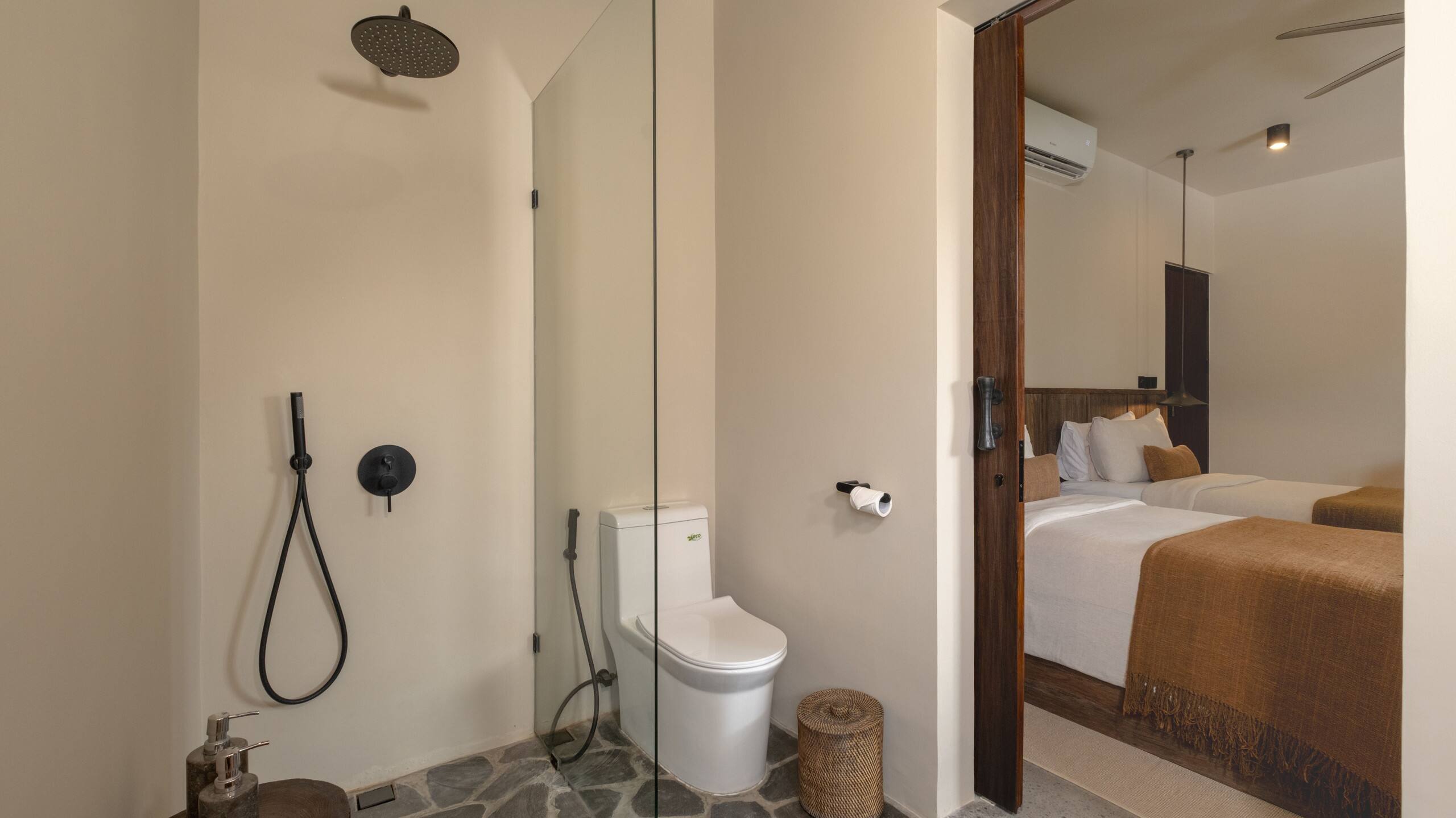 LUXE Villa • Breakfast • Private Sauna&Yoga Shala 36