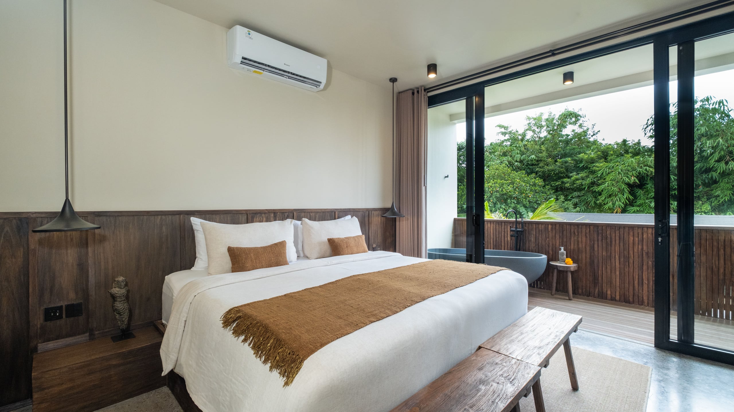 LUXE Villa • Breakfast • Private Sauna&Yoga Shala 7