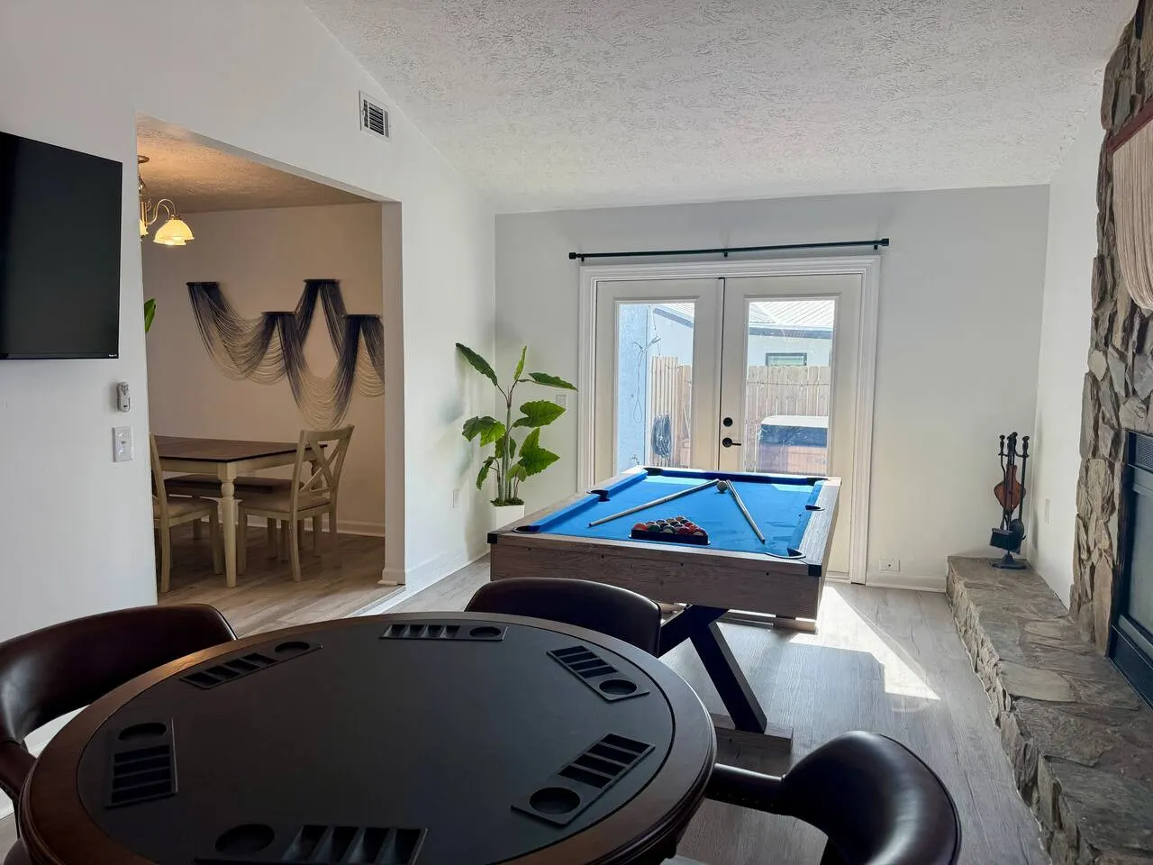 Beach Ya To It! Hot tub / Pet friendly / Walk to the beach! 2