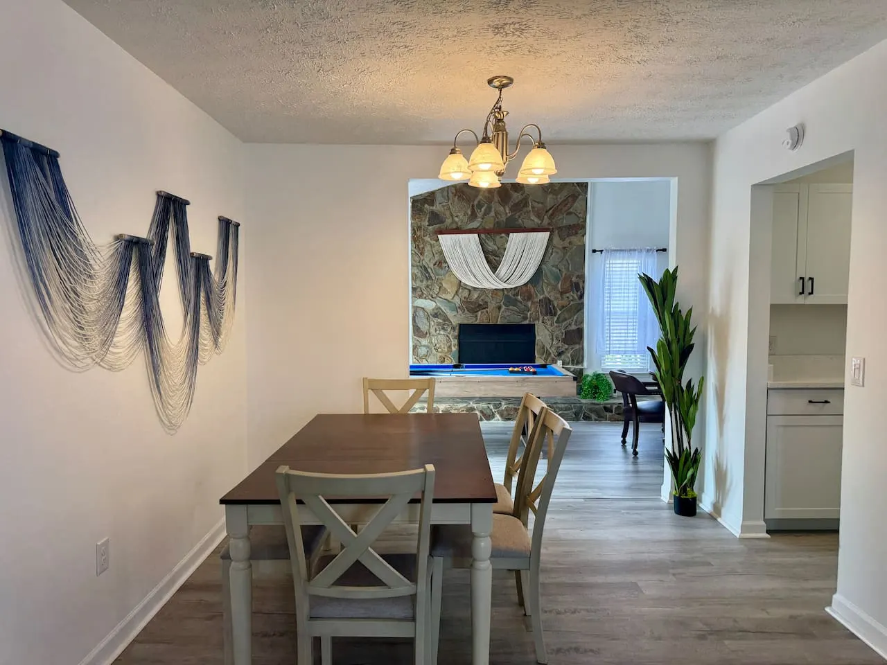 Beach Ya To It! Hot tub / Pet friendly / Walk to the beach! 9