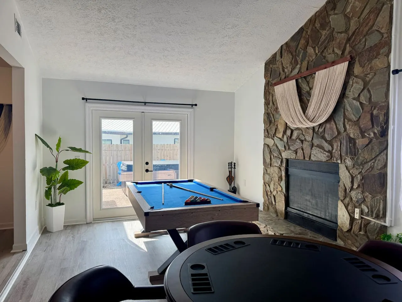 Beach Ya To It! Hot tub / Pet friendly / Walk to the beach! 14