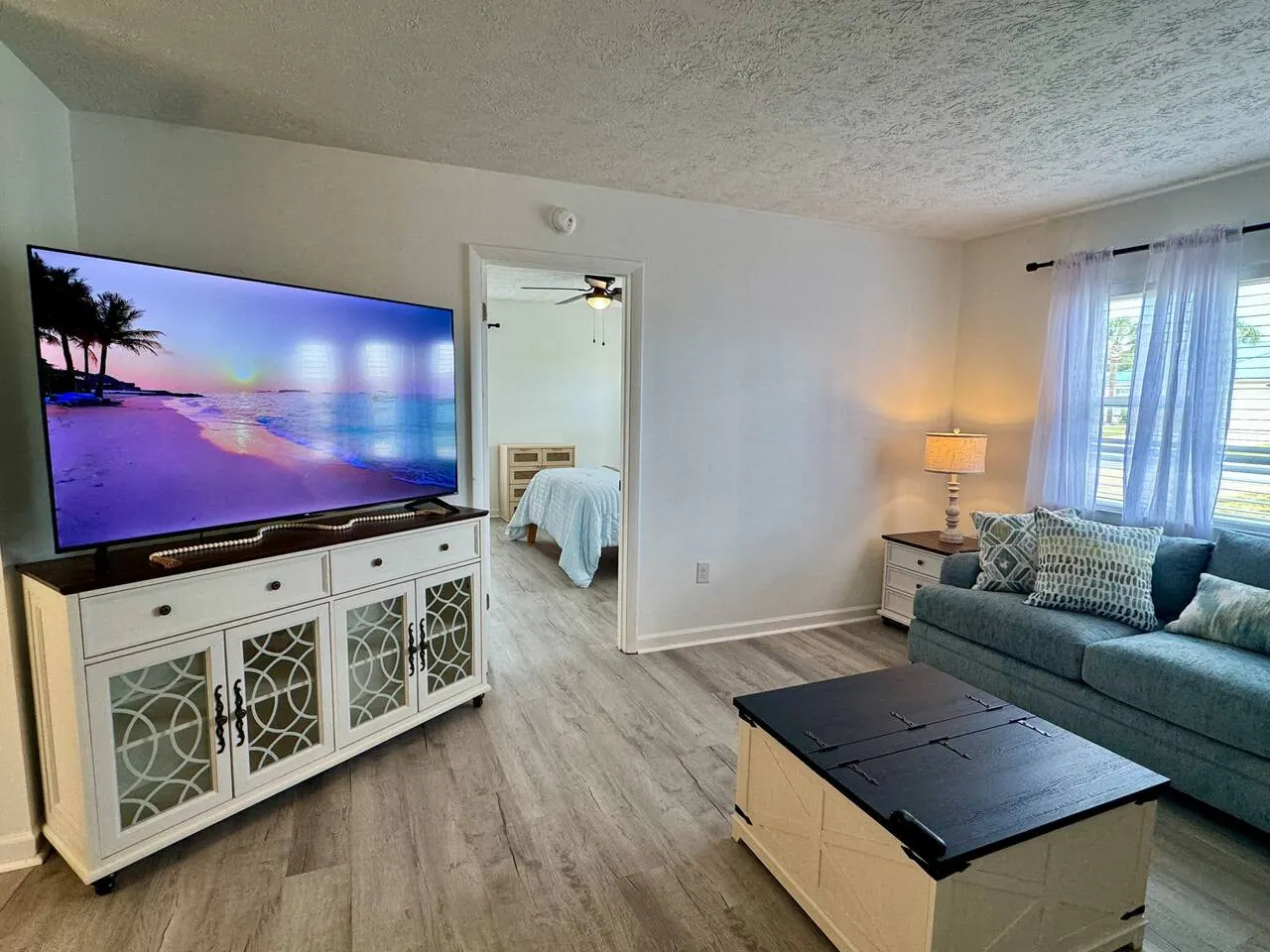 Beach Ya To It! Hot tub / Pet friendly / Walk to the beach! 6