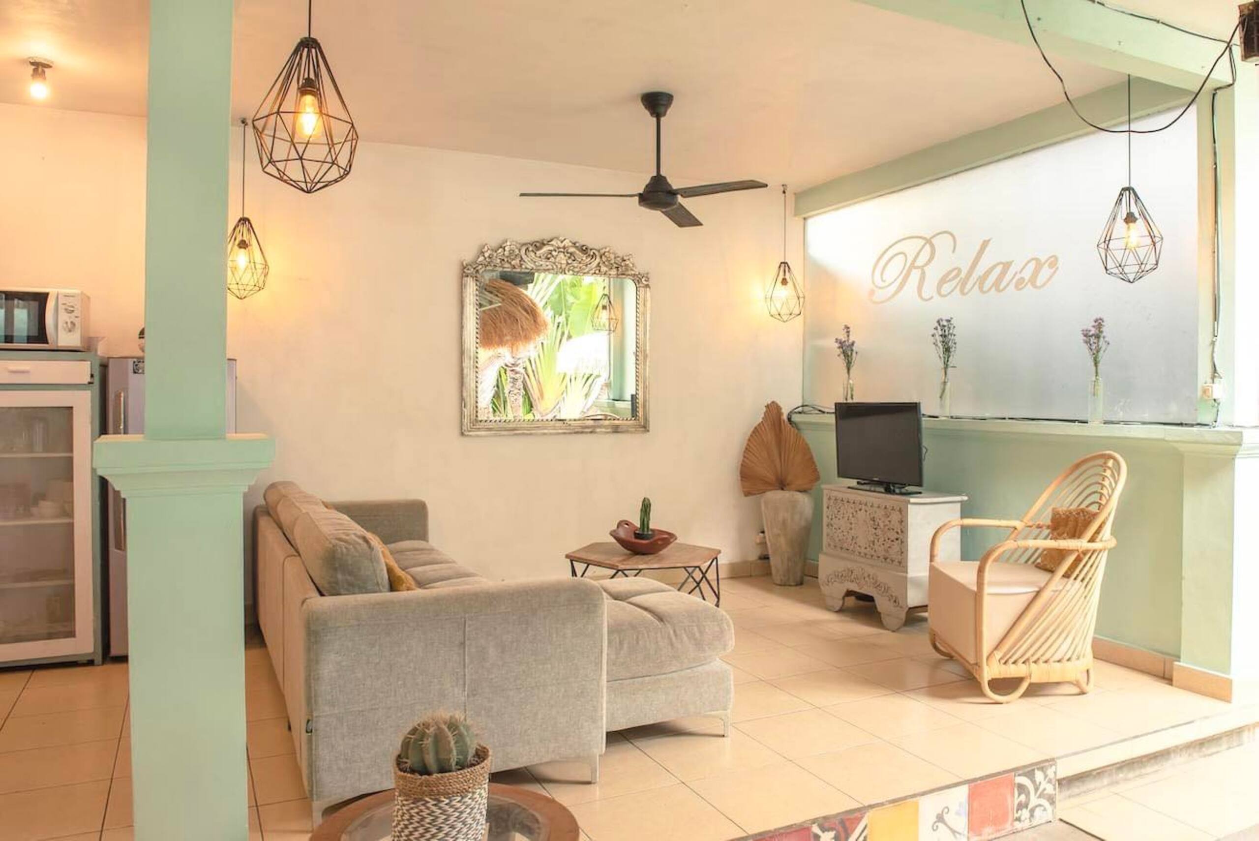 Seminyak Beach Villa Hibiscus 2 bedrm private pool — photo 3