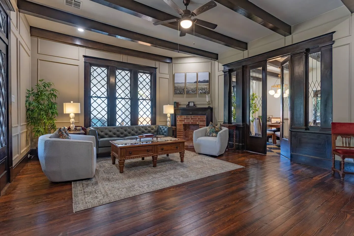 Oso Verde Waco's Charming Uptown Craftsman 13