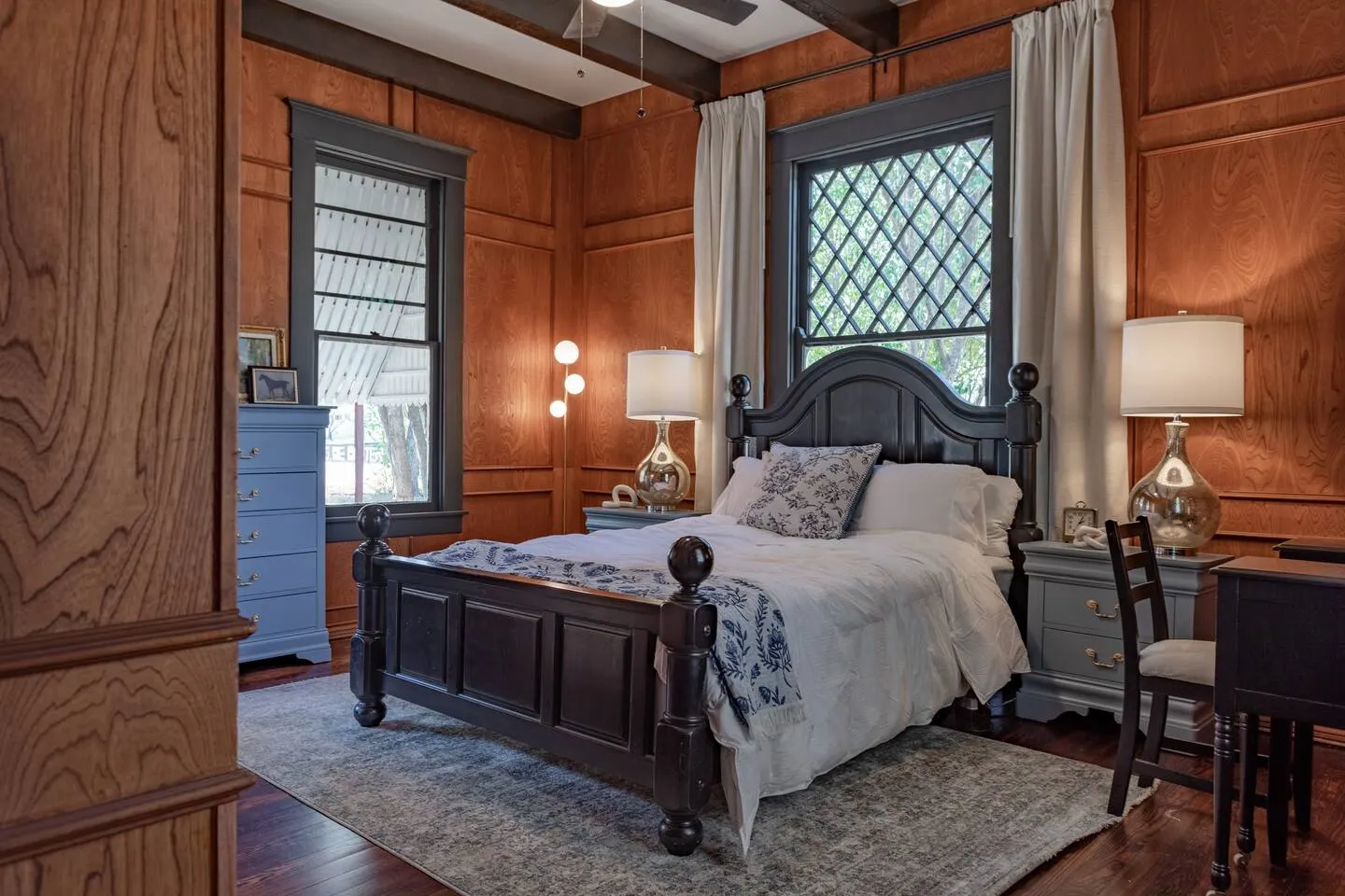 Oso Verde Waco's Charming Uptown Craftsman 17