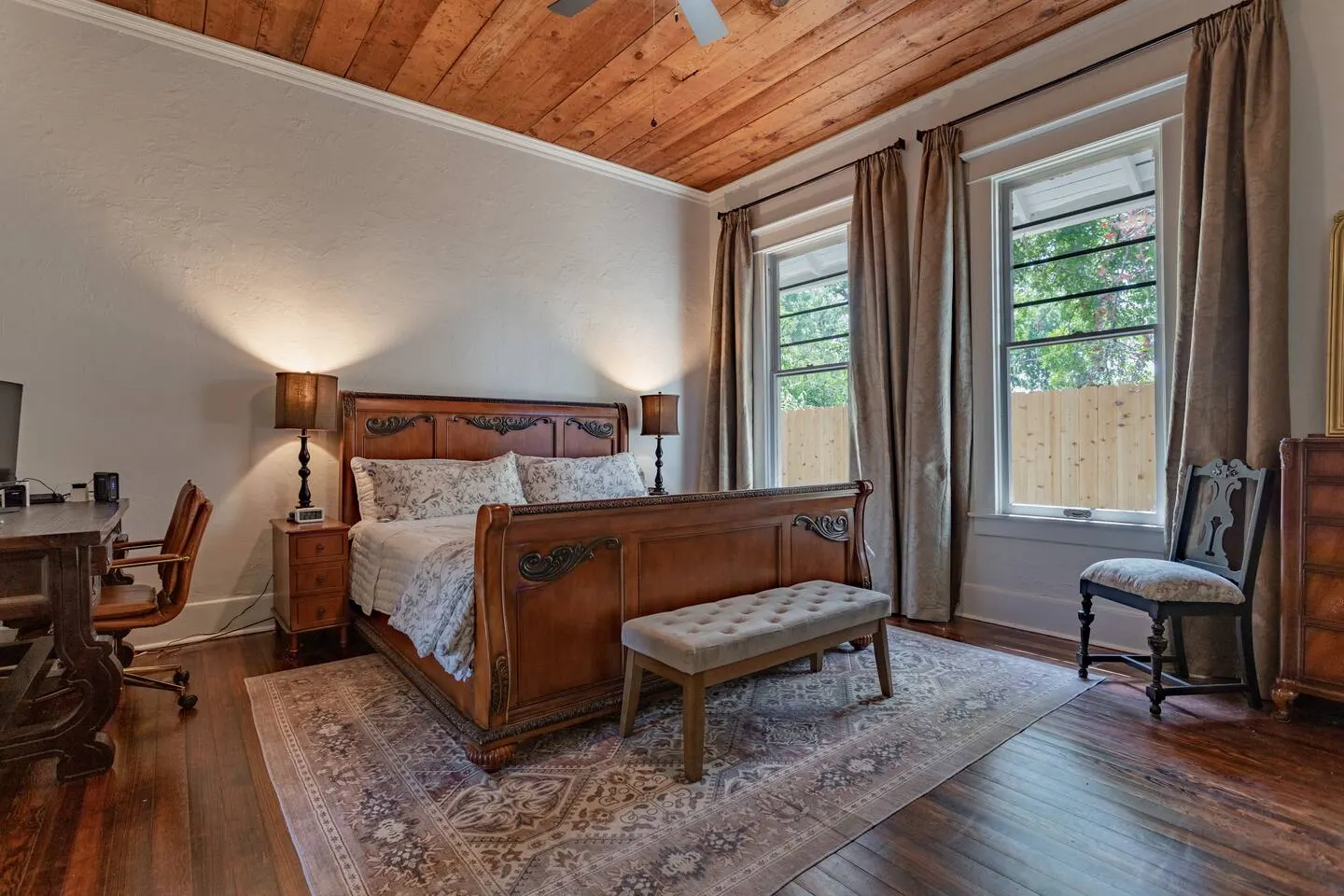 Oso Verde Waco's Charming Uptown Craftsman 5