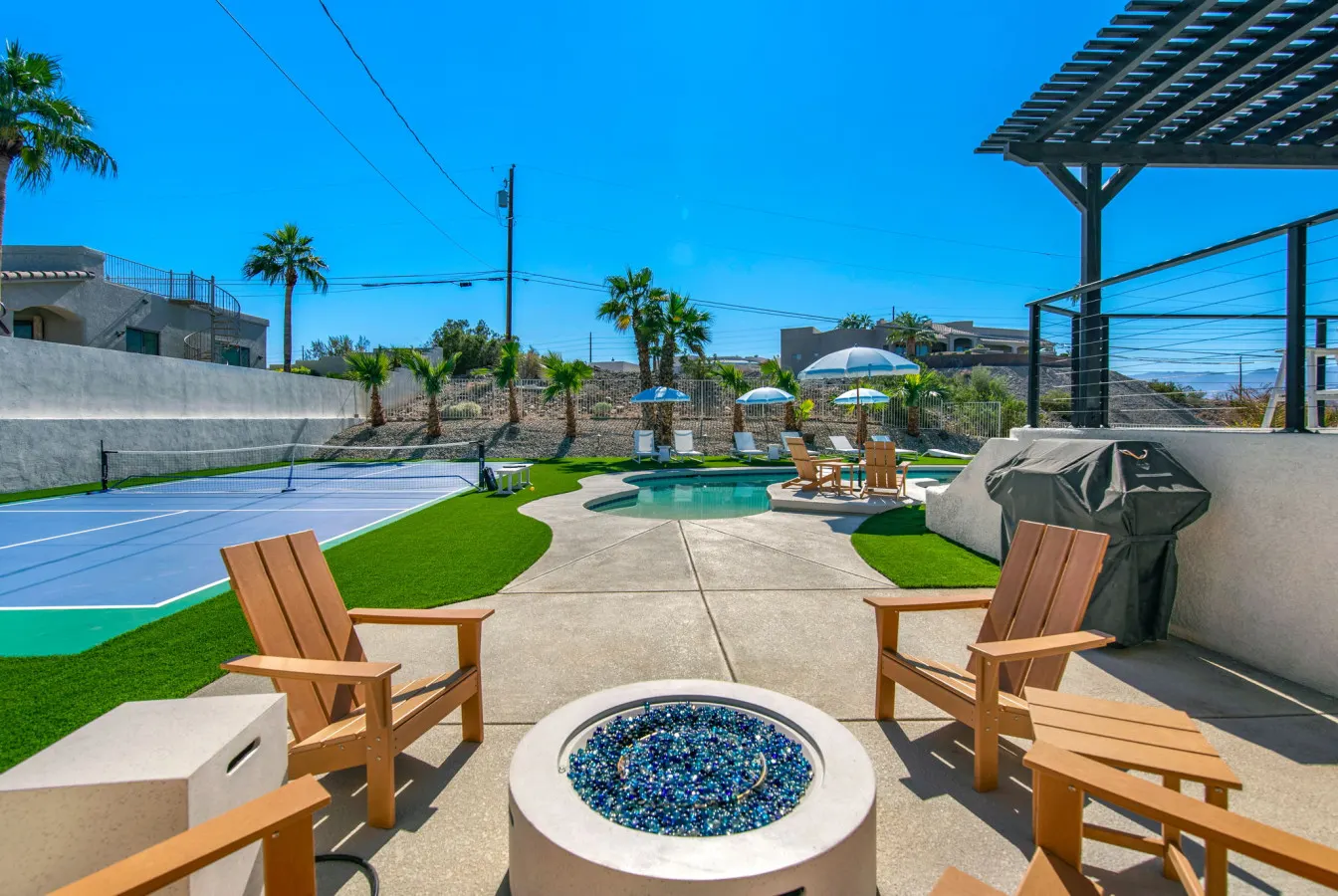 Luxury Tropical Playhouse 2.0 Golf Pickleball 8