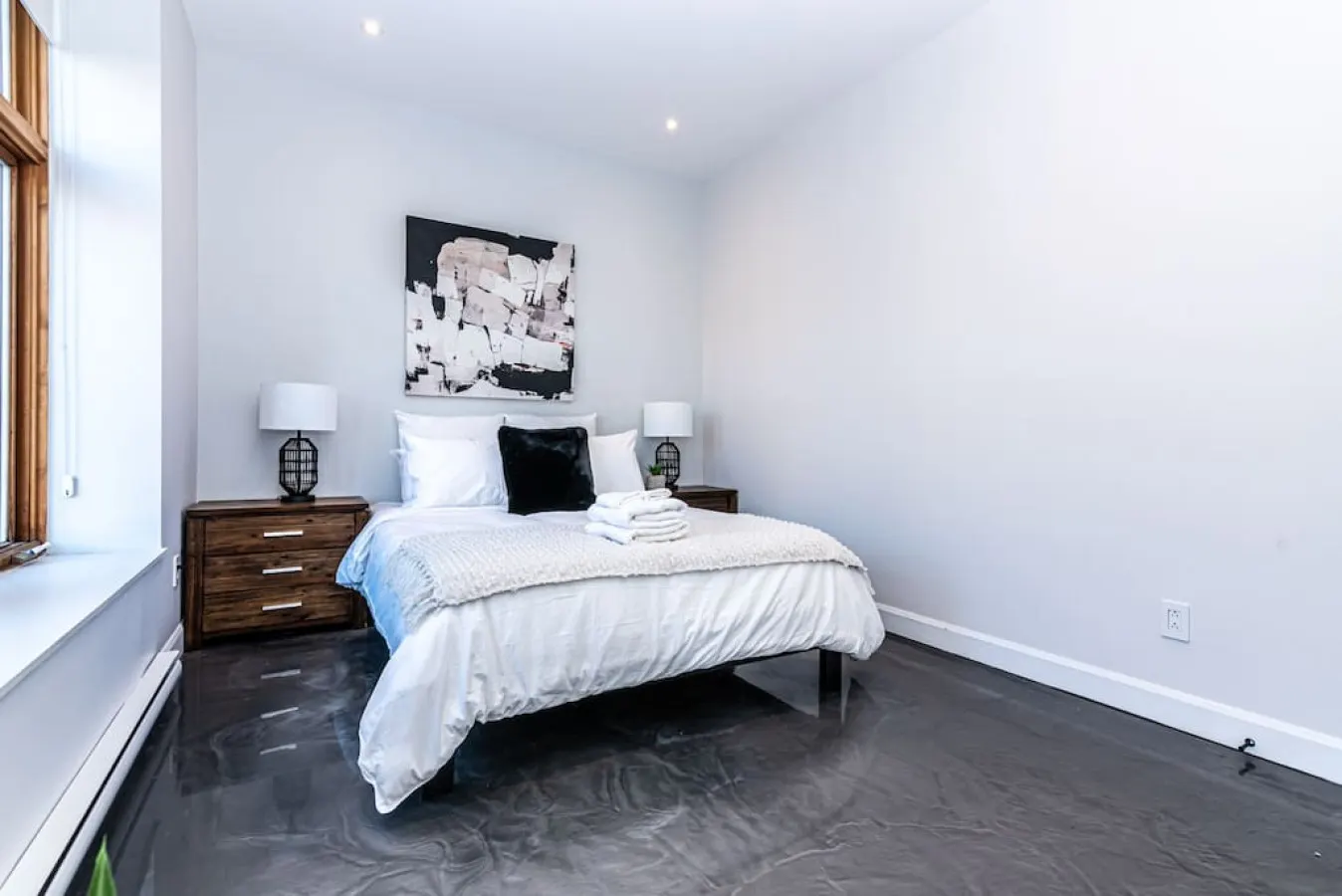 Plateau - Massive 3 bedroom apartment in the heart of Le Plateau 17