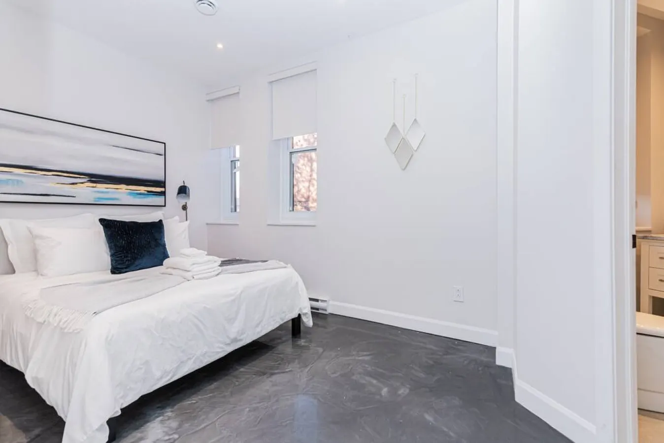 Plateau - Massive 3 bedroom apartment in the heart of Le Plateau 20