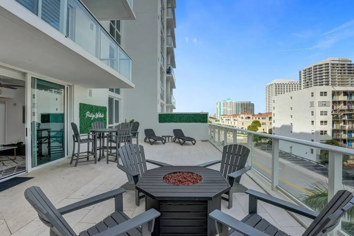Lux Beach Condo. Hotel Amenities 19