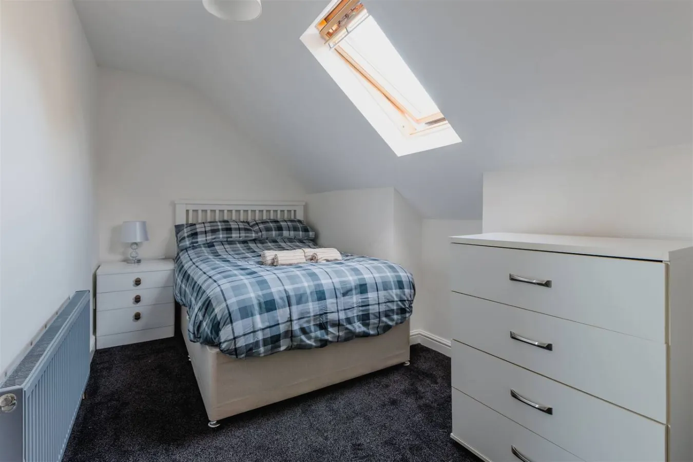 Hullidays》City Centre Urban Apartment 3 — photo 2