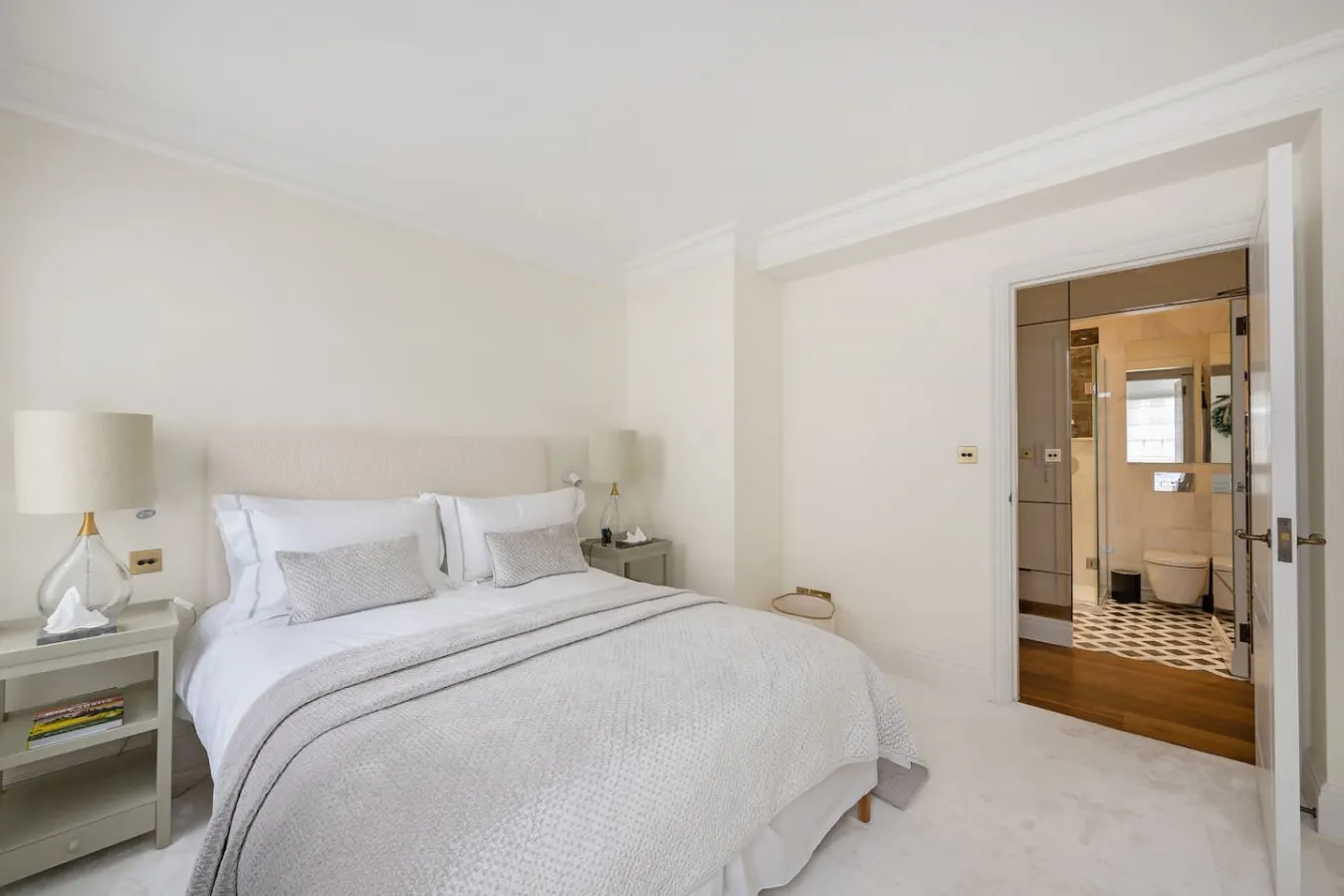 Luxury Knightsbridge 2-Bed Pavilion Road 6