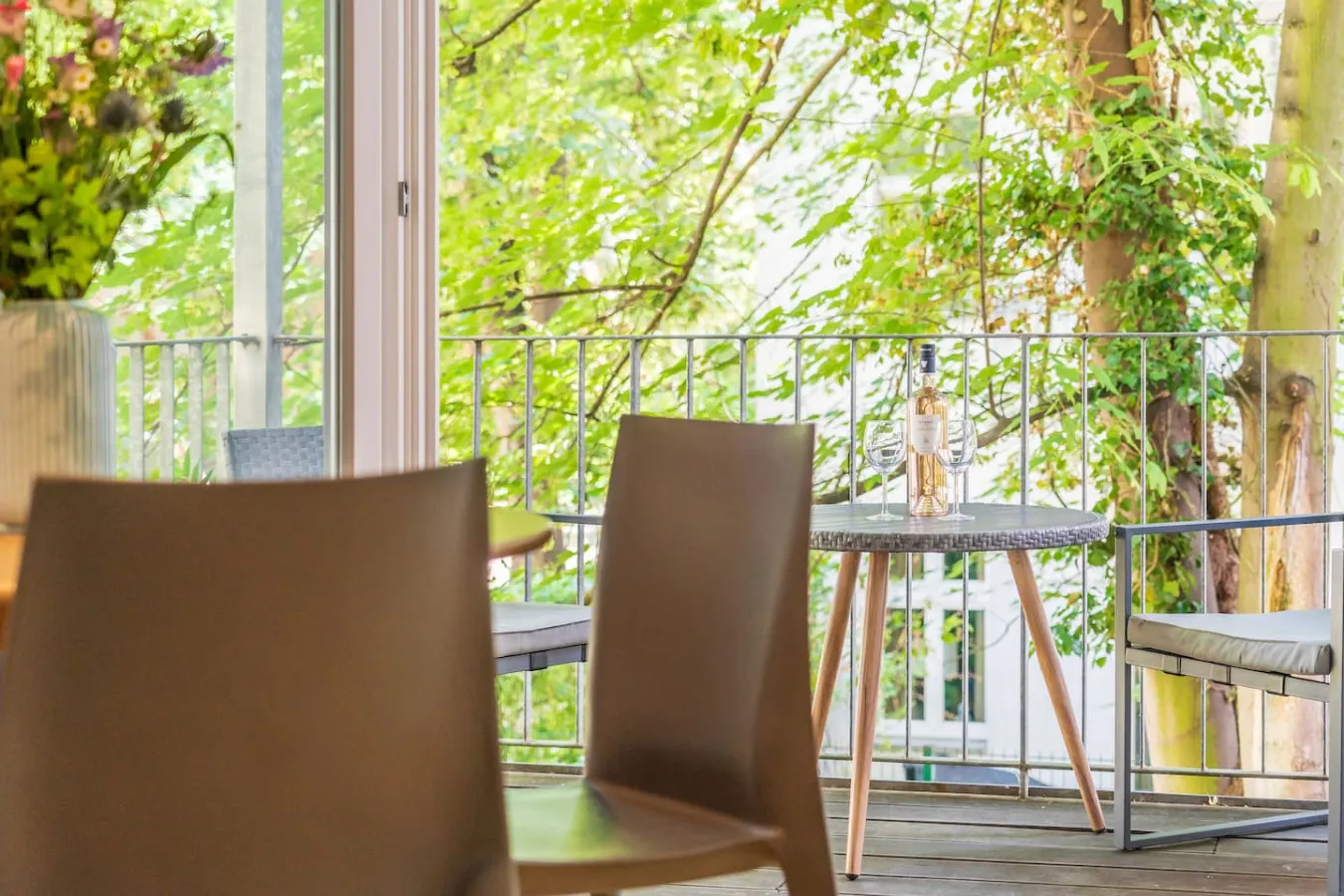 Bright & Modern 1-Bedroom Apartment with Balcony 12