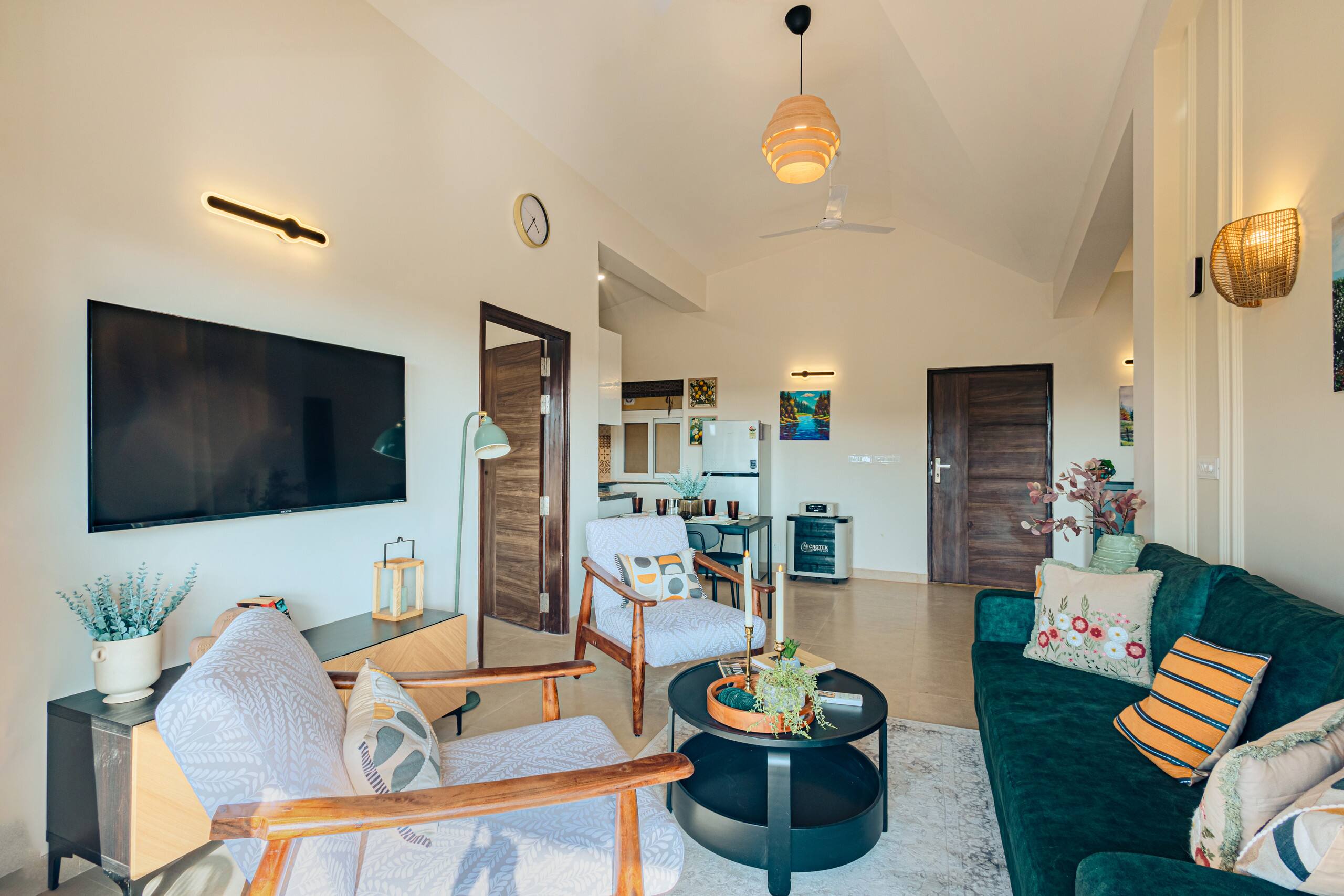 Cozy 2-BHK Aprt W/ Kitchen & Balcony-Near Candolim 10