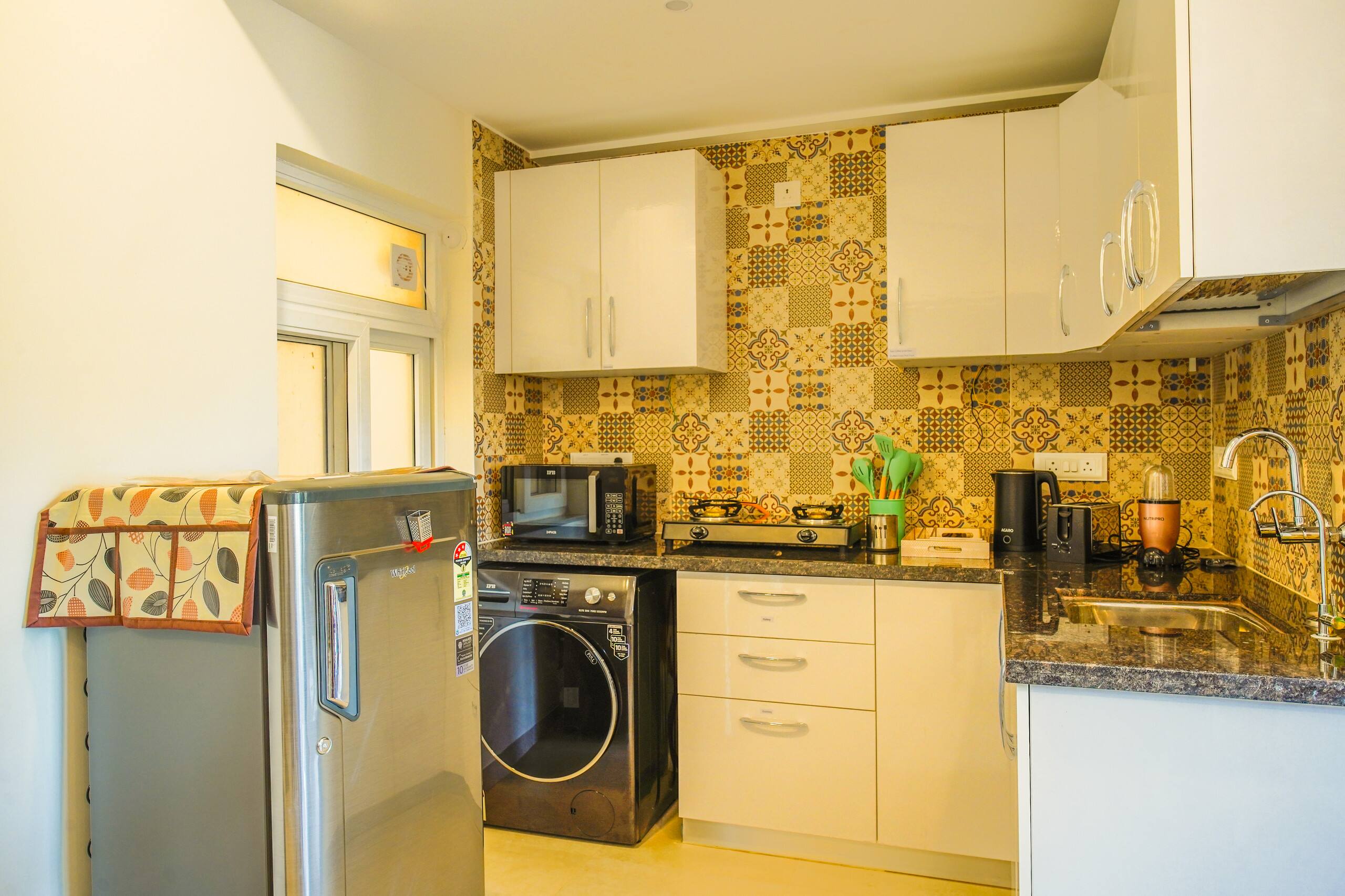Cozy 2-BHK Aprt W/ Kitchen & Balcony-Near Candolim 13