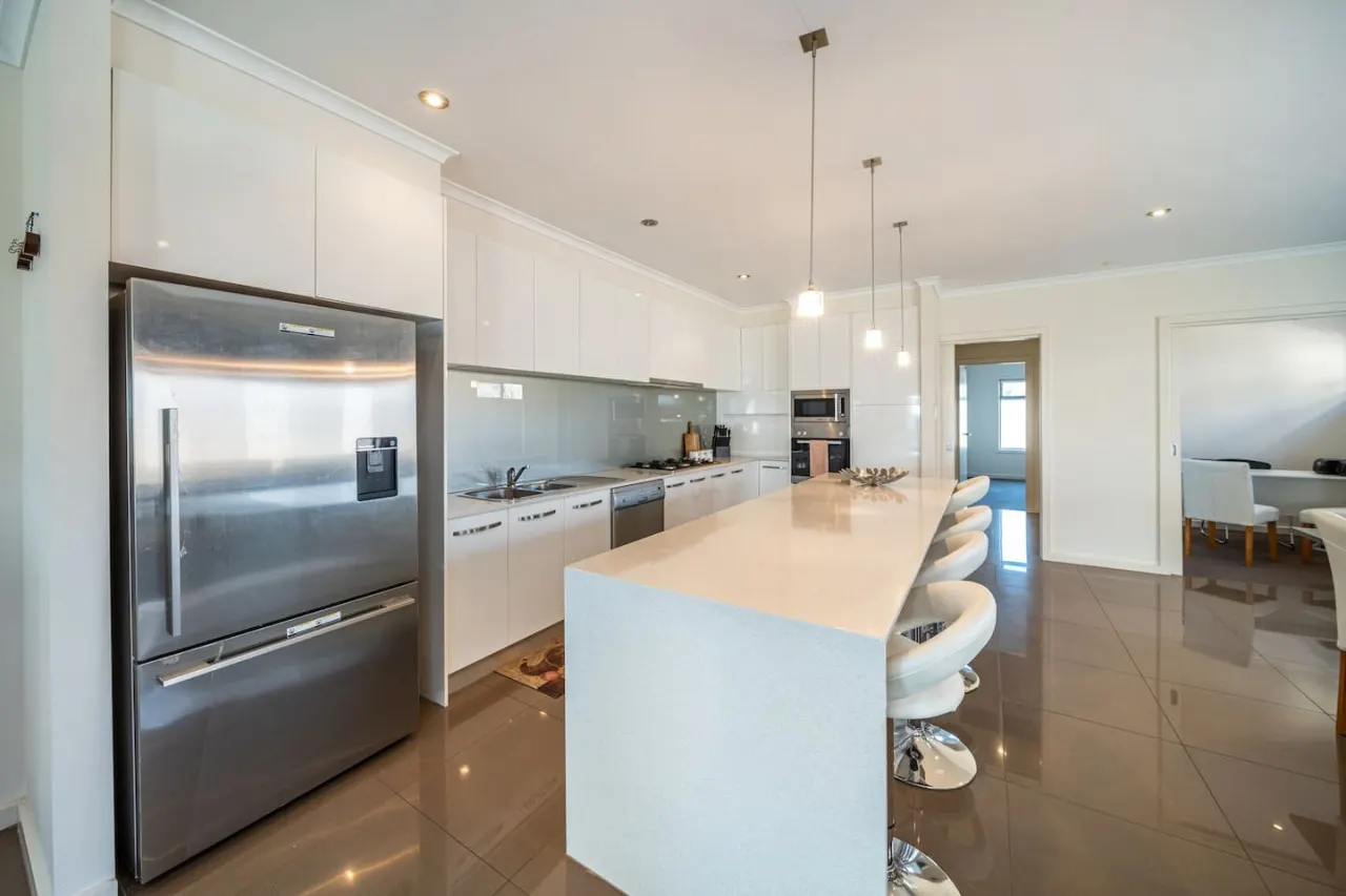 Beach Haven @ Semaphore - Sweeping Ocean Views 11