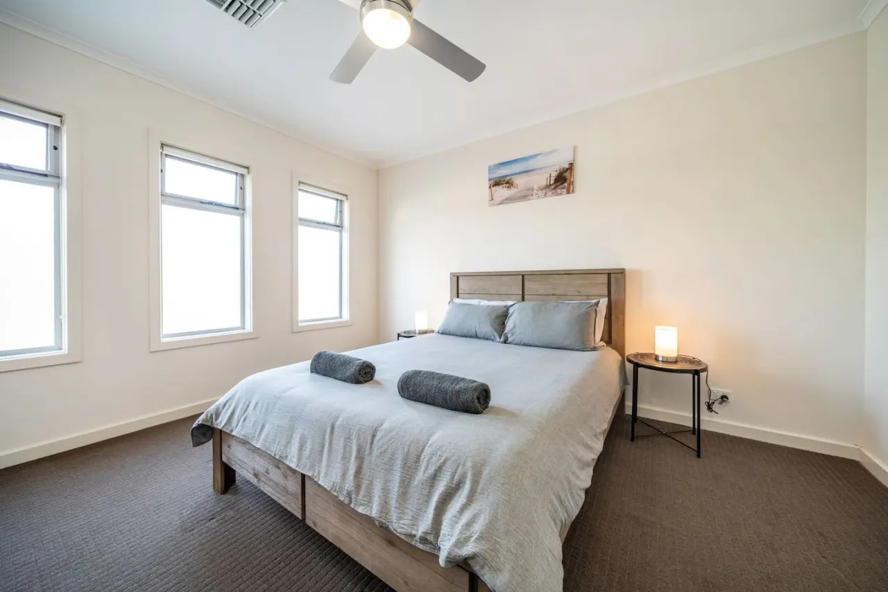 Beach Haven @ Semaphore - Sweeping Ocean Views 18