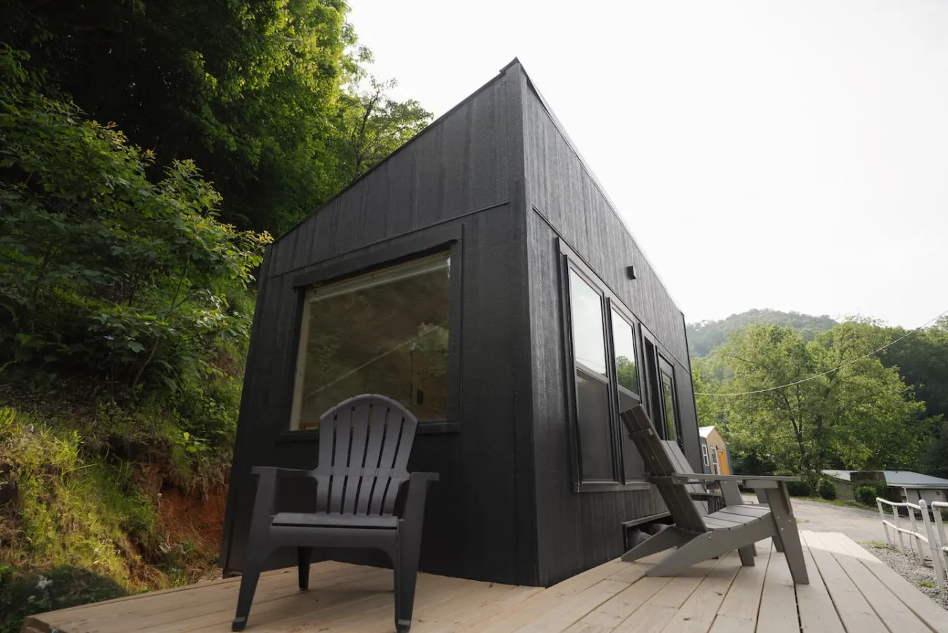 The Kimble Hot Tub with River & Smoky Views 10