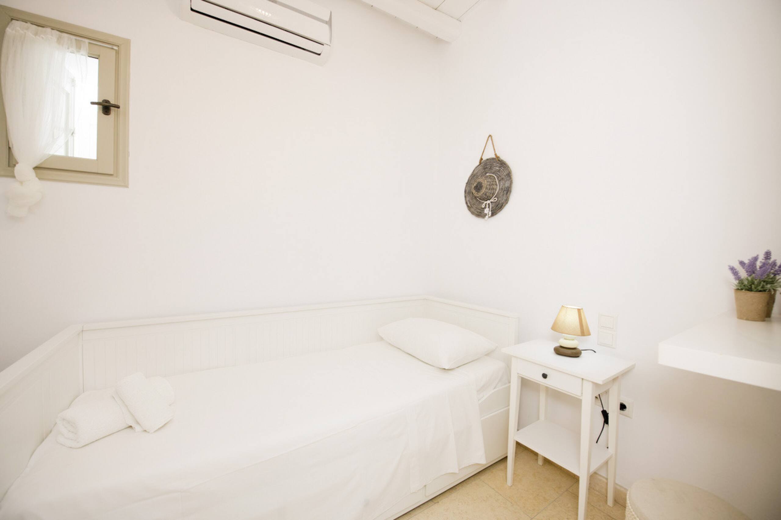 Mykonos Cycladic House 40