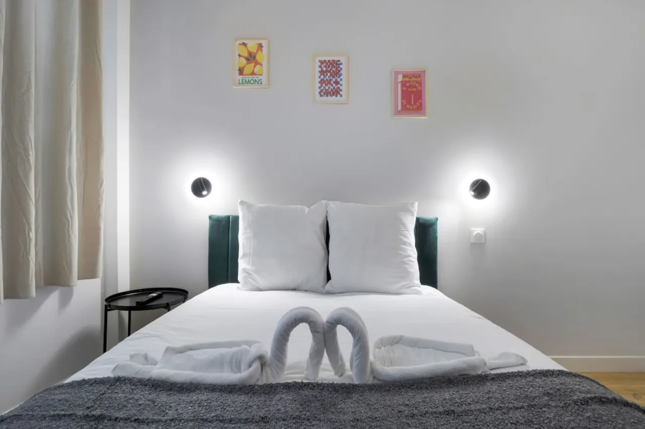 Appart 4pers #1 Bedroom # Pigalle # Paris 9 10