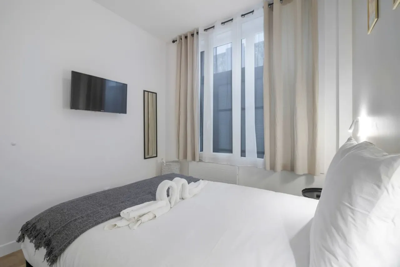 Appart 4pers #1 Bedroom # Pigalle # Paris 9 8