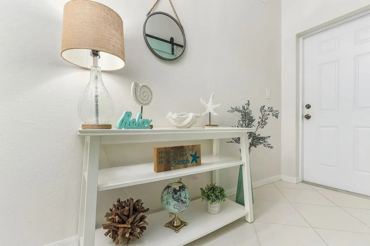 Bayshore Breeze*beautiful Naples condo w amenities 7