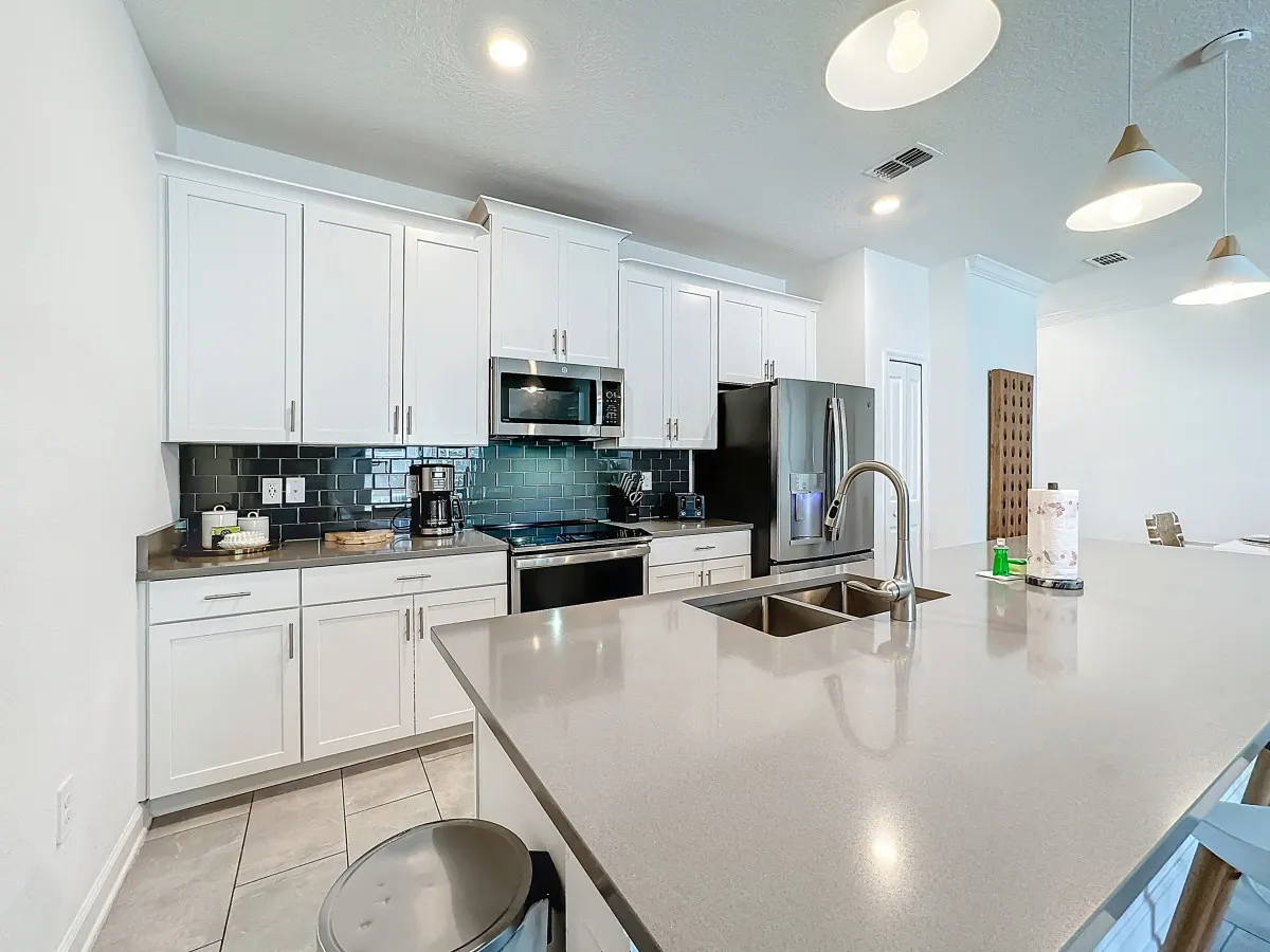Modern 4-Bedroom Townhouse in Champions Gate – Access to Oasis Club Resort! 9