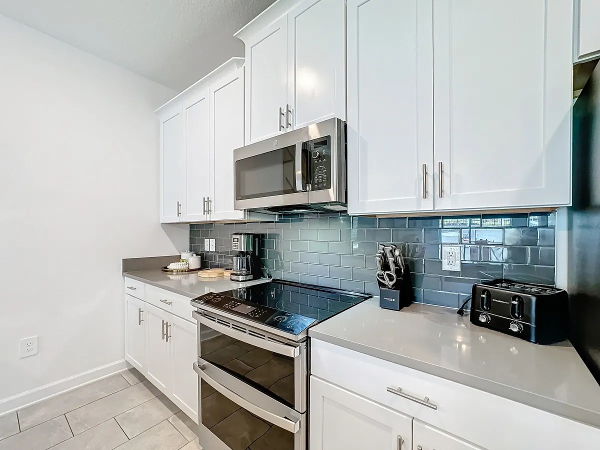Modern 4-Bedroom Townhouse in Champions Gate – Access to Oasis Club Resort! 10