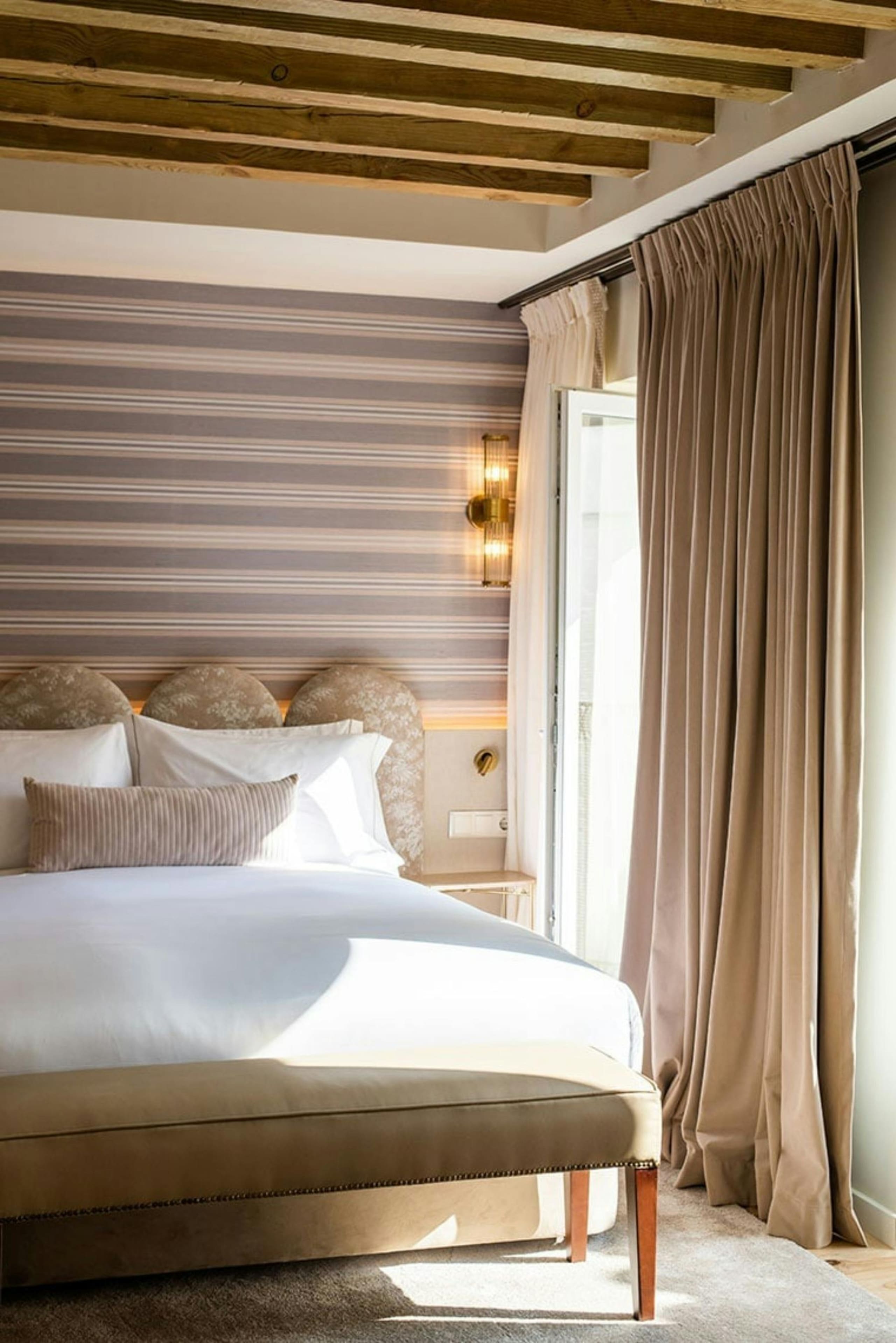 Villa Dorothea, Premium room with view 10
