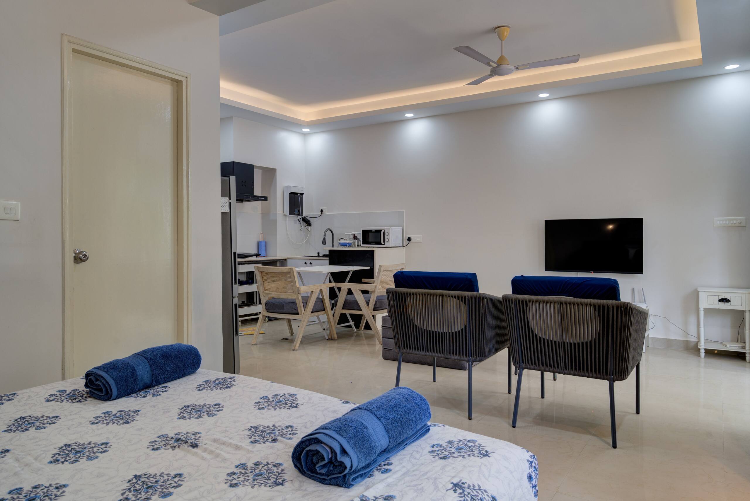003 Flamingo - Studio With Pool By Nirvana Abode 25