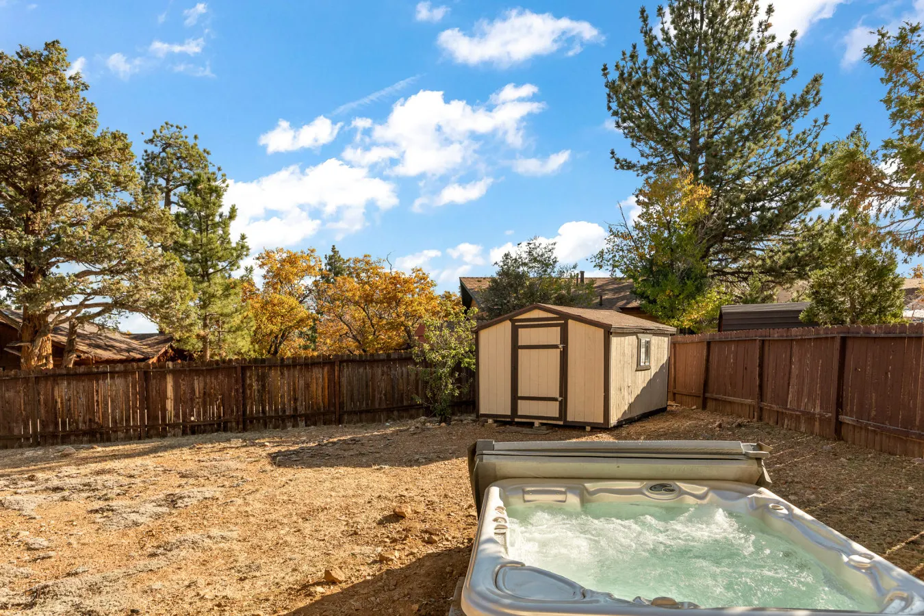 Majestic Mountain Oasis & Hot Tub — photo 5