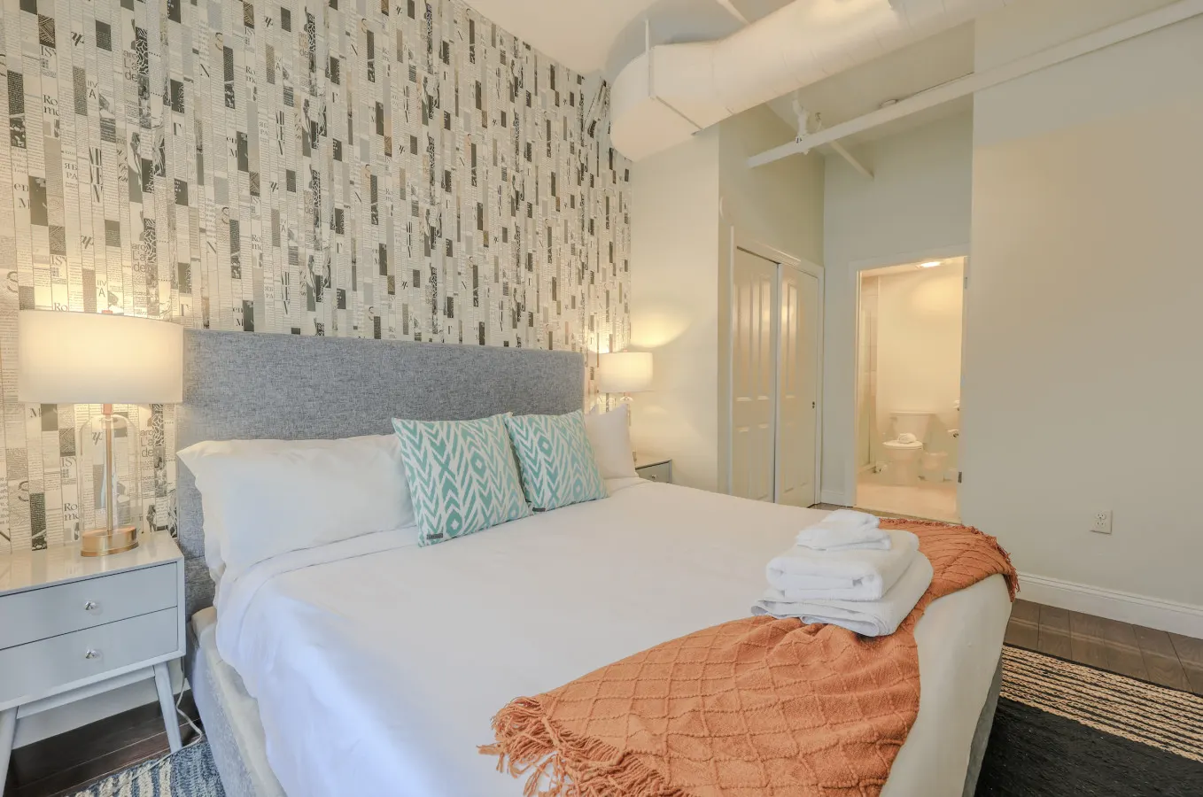 Lux 2br in the Heart of FIDI! 10