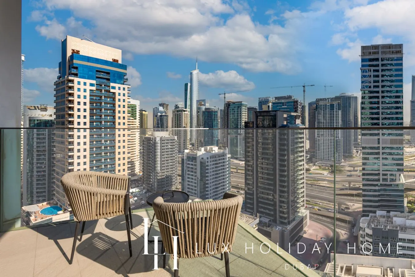 LUX The Dubai Marina Skyline Suite 2 2